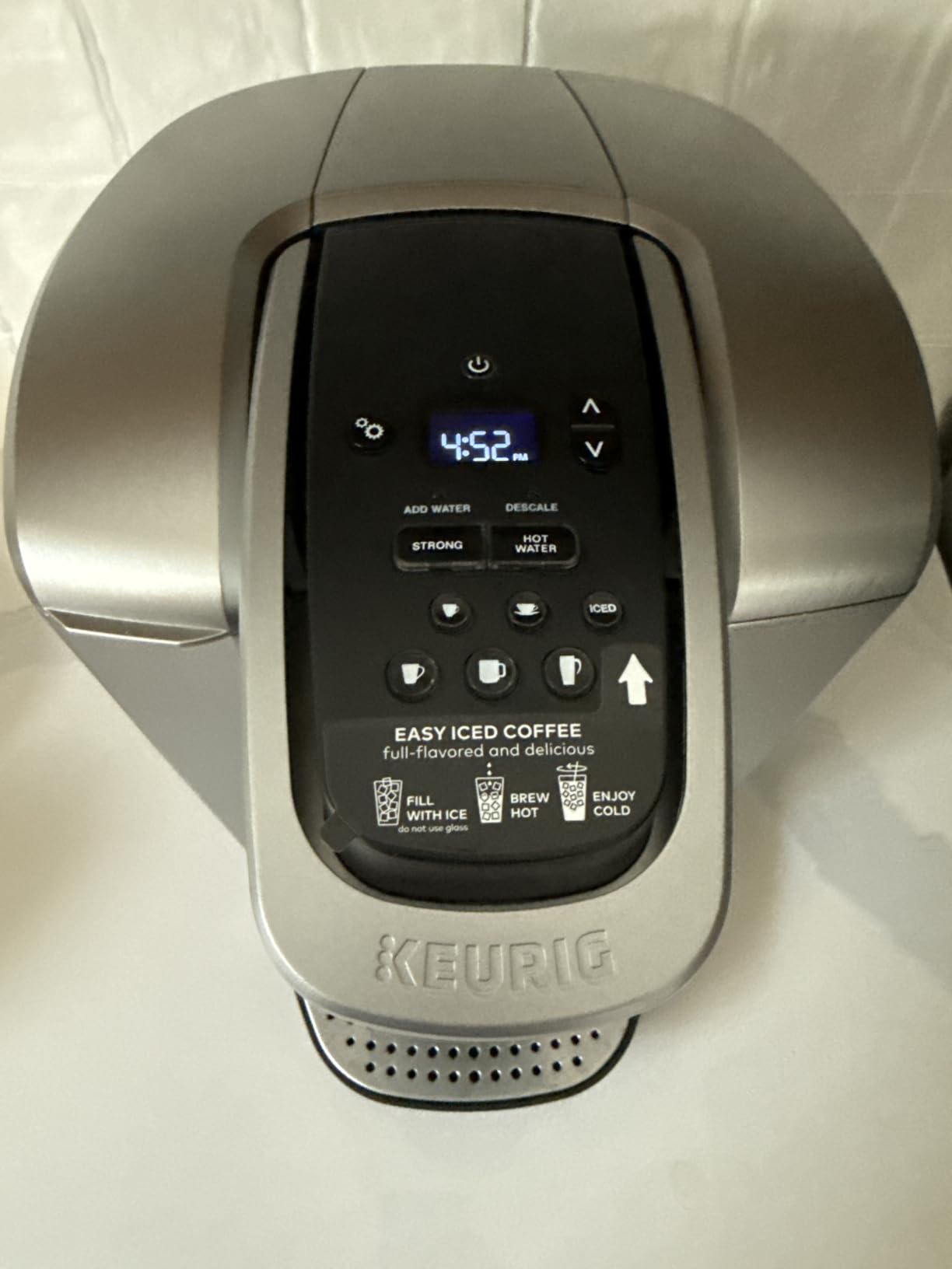 Keurig K-Elite Single Serve K-Cup Pod Coffee Maker, with Strength and Temperature Control, Iced Coffee Capability, 8 to 12oz Brew Size, Programmable, Brushed Gold customer photo 2