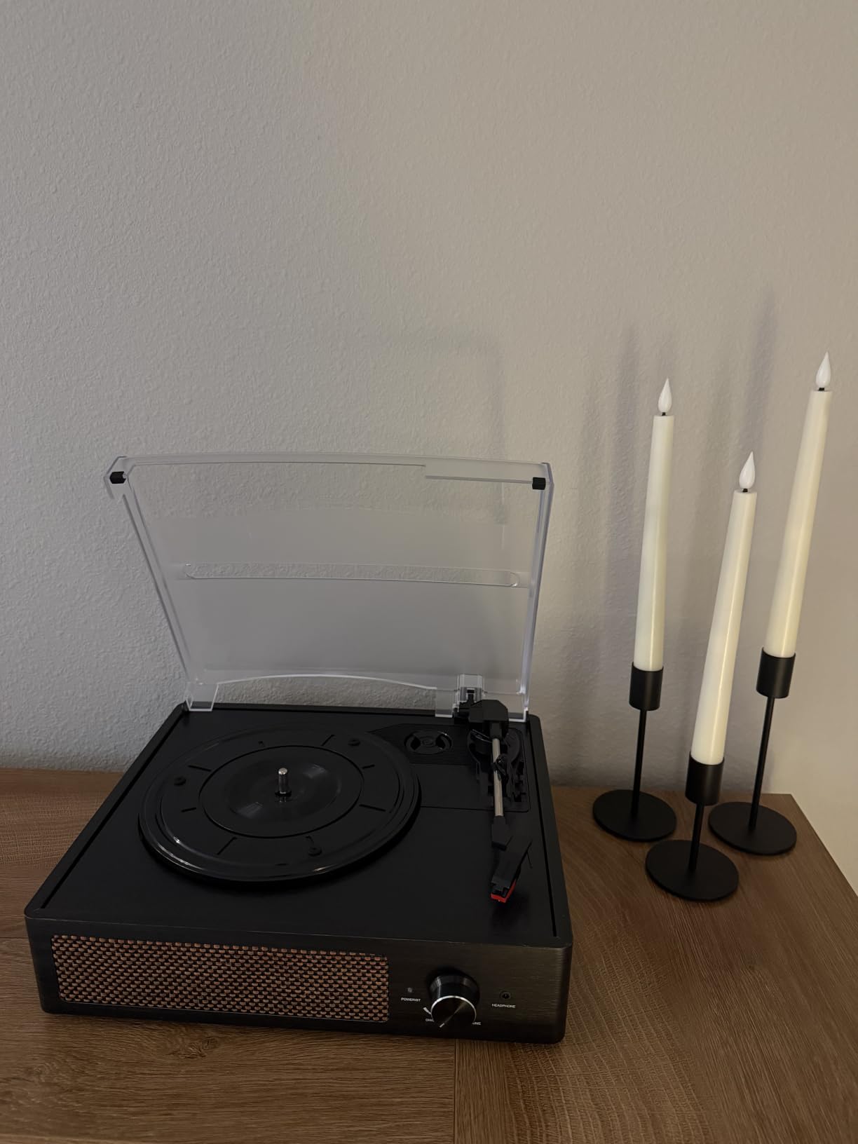 Vinyl Record Player Turntable with Built-in Bluetooth Receiver & 2 Stereo Speakers, 3 Speed 3 Size Portable Retro Record Player for Entertainment and Home Decoration customer photo 1