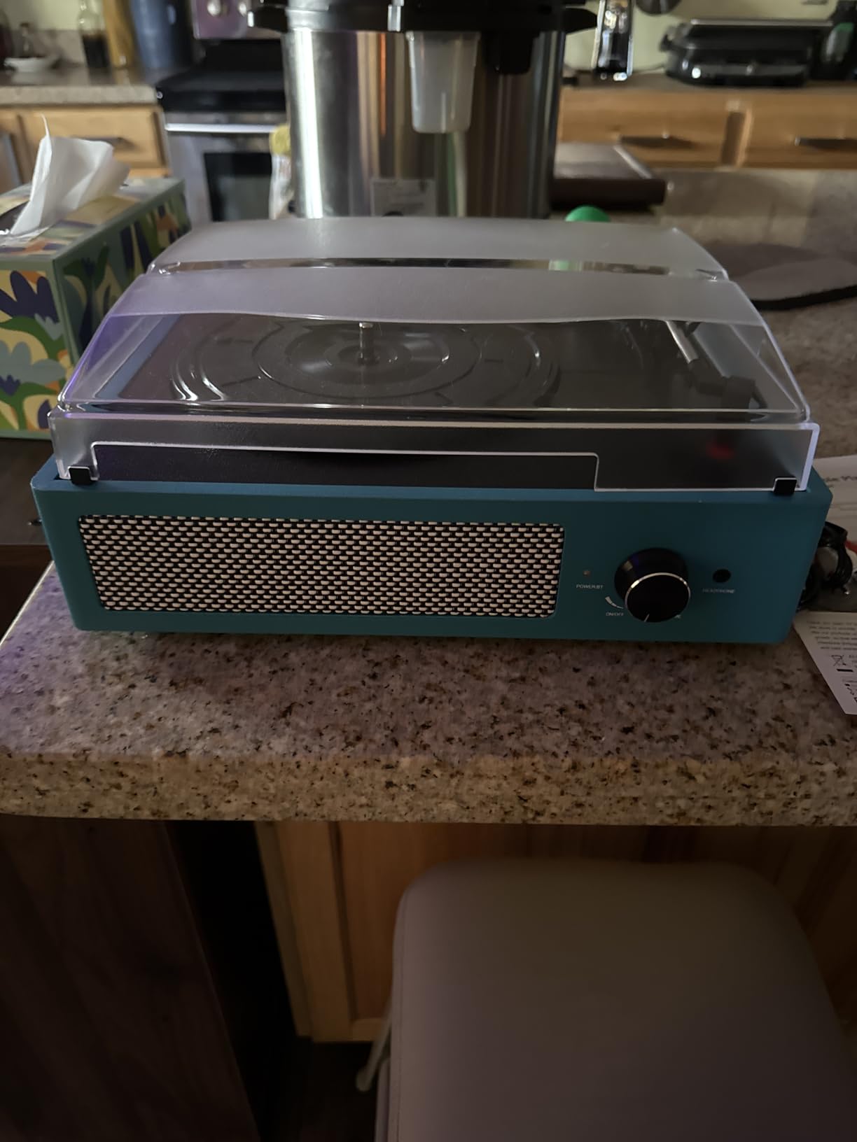 Vinyl Record Player Turntable with Built-in Bluetooth Receiver & 2 Stereo Speakers, 3 Speed 3 Size Portable Retro Record Player for Entertainment and Home Decoration customer photo 2