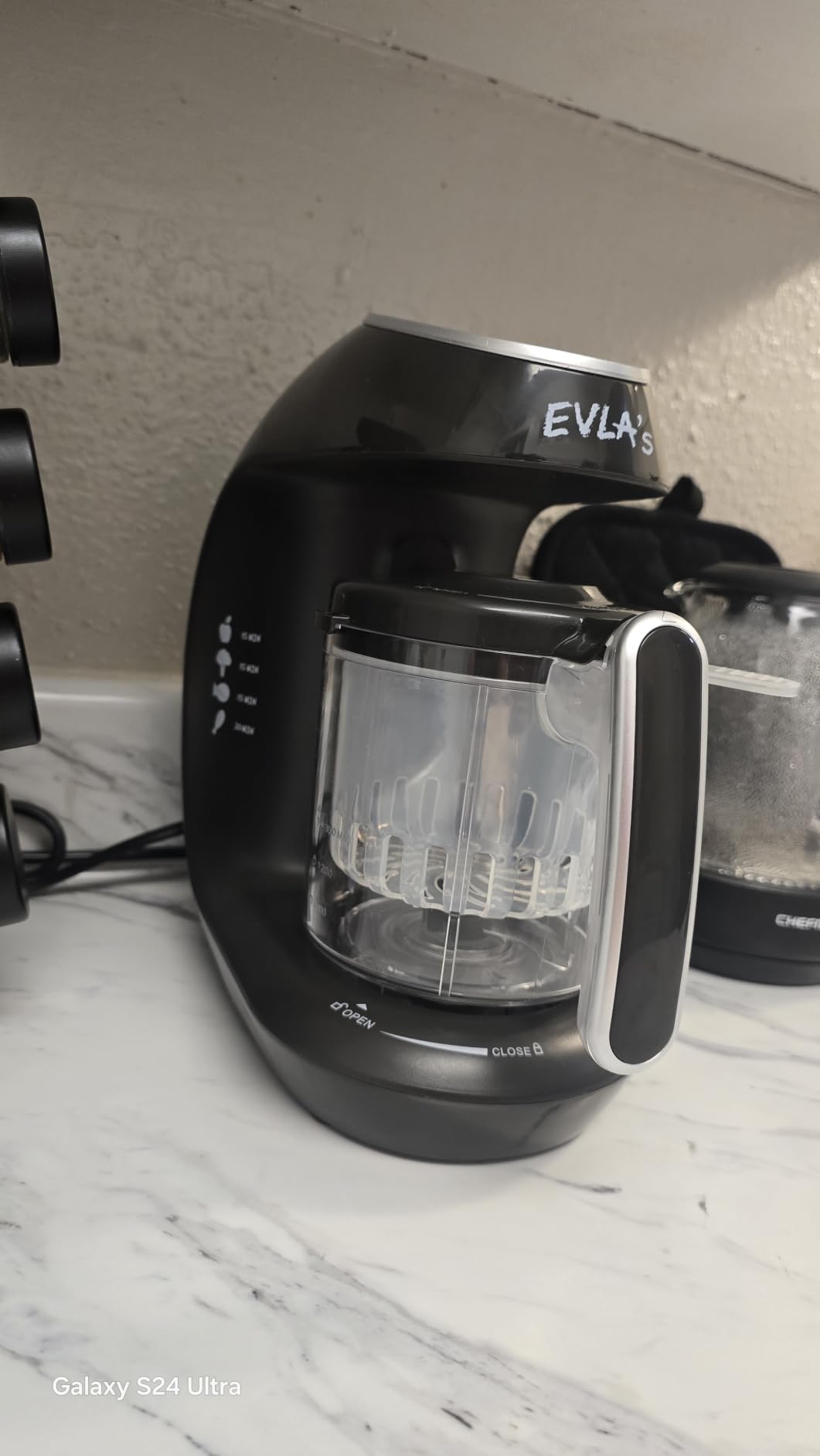 EVLA'S Baby Food Maker - Steamer, Blender with Touch Screen and 6 Reusable Food Pouches customer photo 1