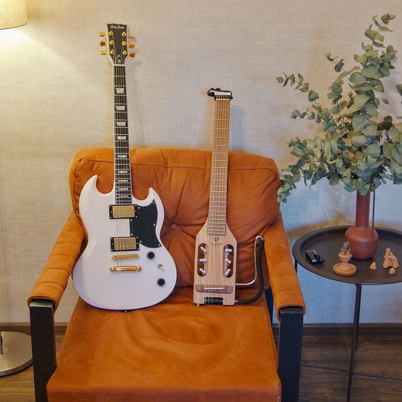 Traveler Guitar Ultra-Light Classical 6 String Guitar, Right, Mahogany (ULN MHSBW) customer photo 1