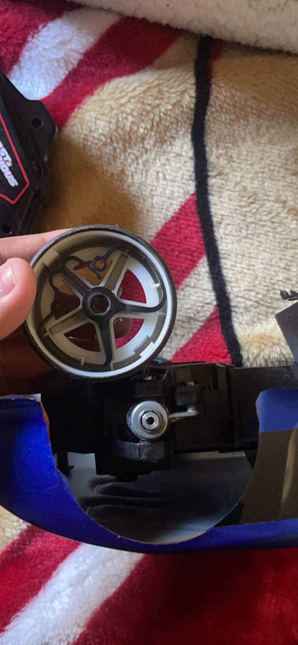 Jada Toys Fast & Furious Han's Mazda RX-7 Drift RC Car, 1:10 Scale customer photo 1