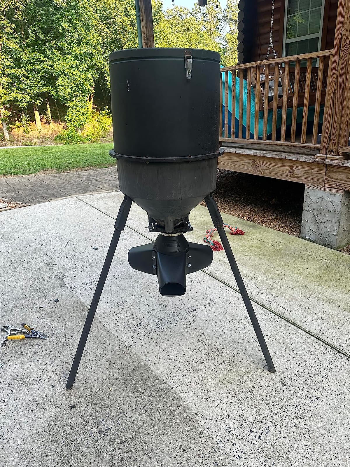 Moultrie Gravity Feeder Kit with Quick-Lock Adapter - Gravity-Fed Design, No Power Needed customer photo 2