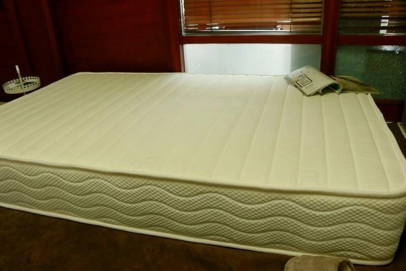 10 Inch Full Size Latex Mattress in a Box, Hybrid Natural Organic Mattress Medium Firm Feel Memory Foam and Individual Pocket Springs, CertiPUR-US, 120-Night Free Trial, 20-Year Warranty customer photo 1