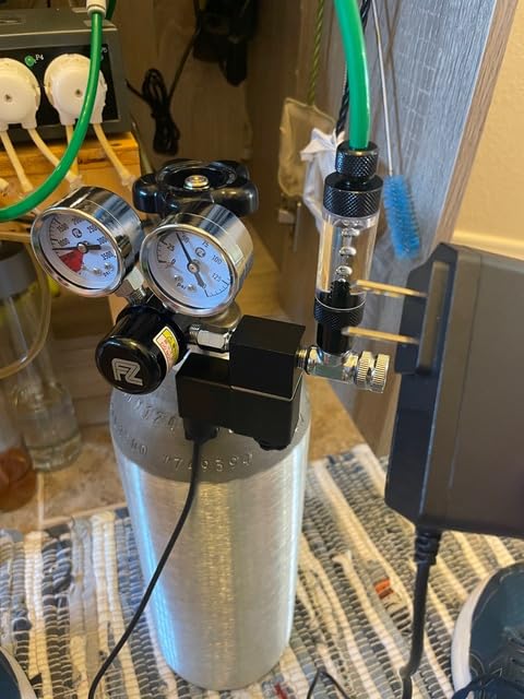 FZONE Aquarium Co2 Regulator DC Solenoid with Bubble Counter and Check Valve Plant Grow DIY CO2 System CGA320 Side Open Cylinder customer photo 1