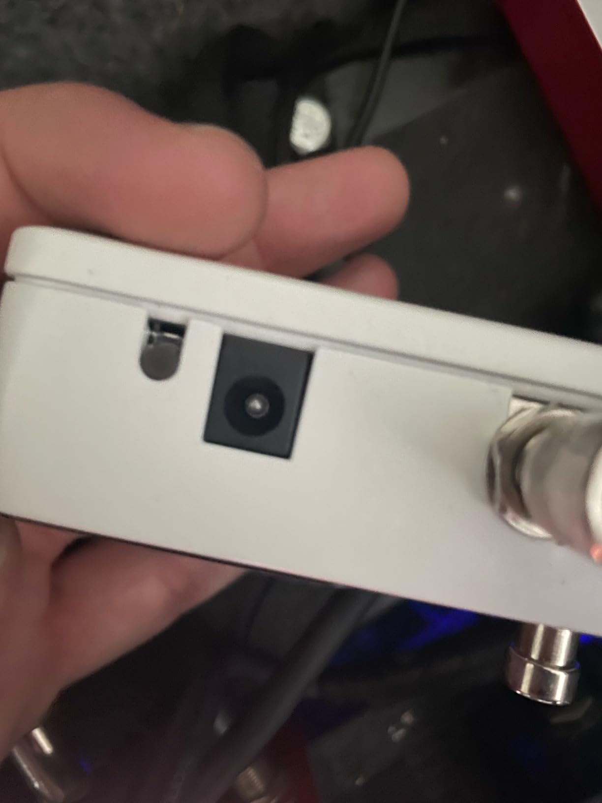 TC Electronic POLYTUNE 3 MINI Tiny Polyphonic Tuner with Multiple Tuning Modes and Built-In BONAFIDE BUFFER, White customer photo 1