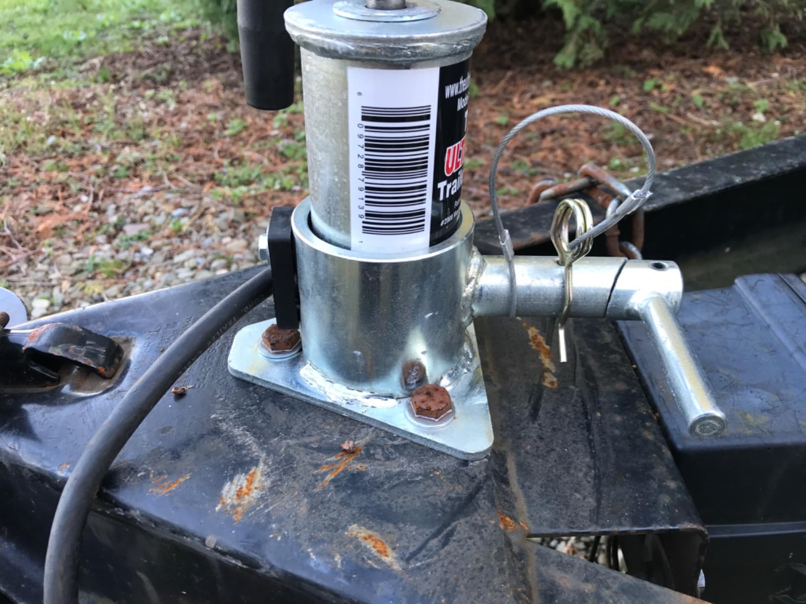 USA-Owned Fastest Jack on The Market, 2000lb No-Crank Tongue Jack for Boat, RV & Utility Trailers customer photo 1