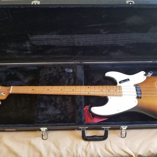Squier Classic Vibe 50s Precision Bass, White Blonde, Maple Fingerboard customer photo 2
