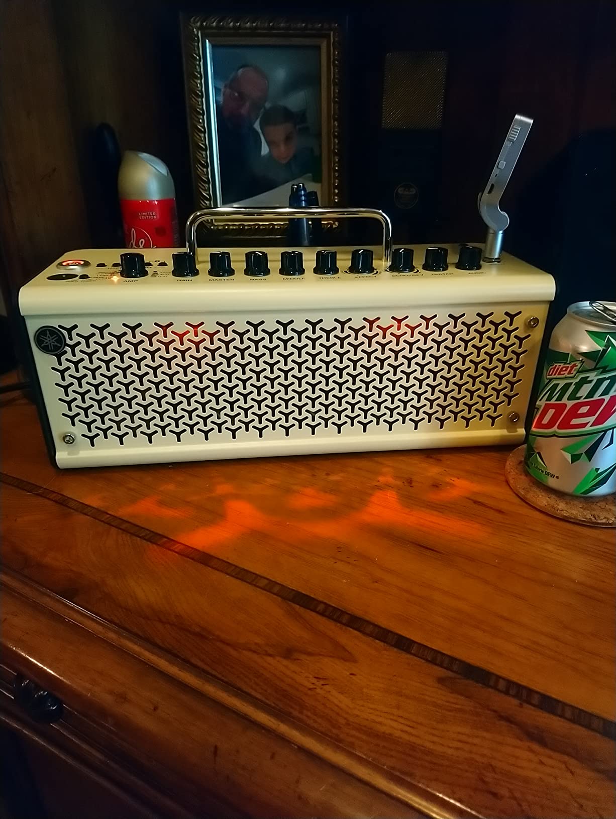 Yamaha THR10II Wired Desktop Guitar Amp , 10W customer photo 2