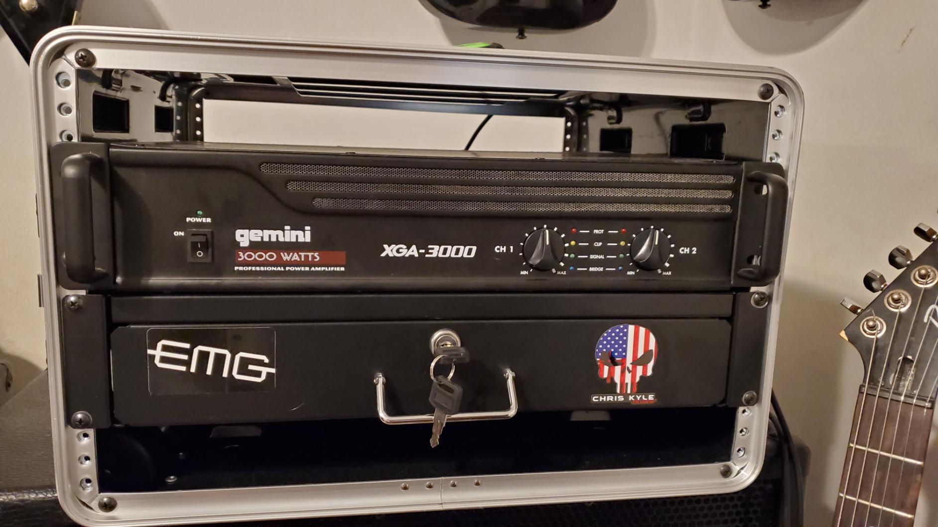 Sound Town Lightweight 10U PA DJ Rack/Road Case with 9U Rack Space, ABS Construction, 19