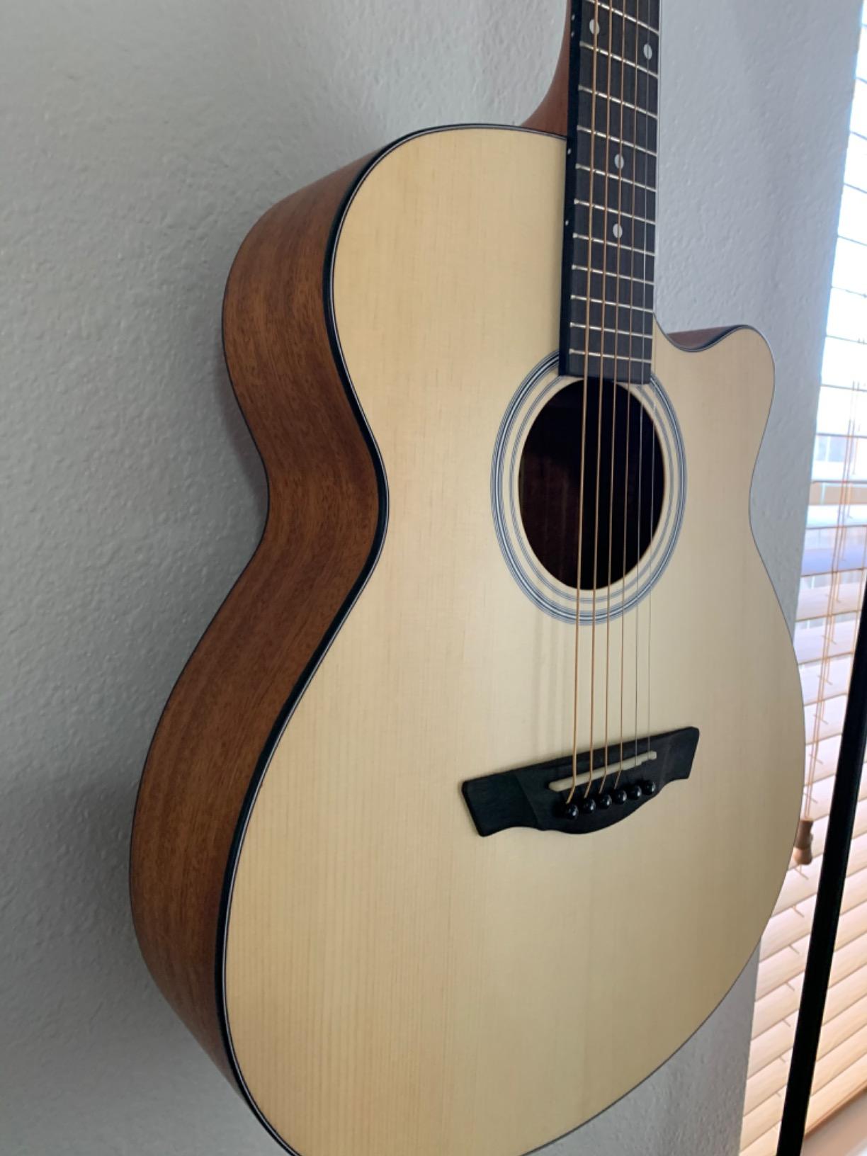 Donner Acoustic Guitar for Beginner Adult 36'' Dreadnought 3/4 Size Black Guitar Bundle Package Kit Travel, Spruce Wood With Gig Bag Capo Tuner Strap String Guitar Picks DAG-1MB/DAT-110D customer photo 2