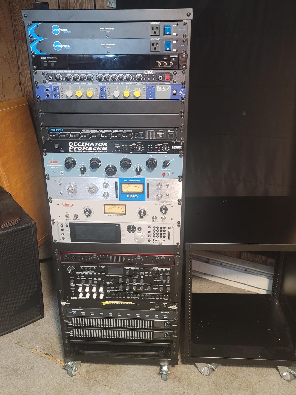AxcessAbles 16U AV Case with Wheels | Metal Studio Cabinet | 19-Inch Universal Equipment Rack customer photo 1