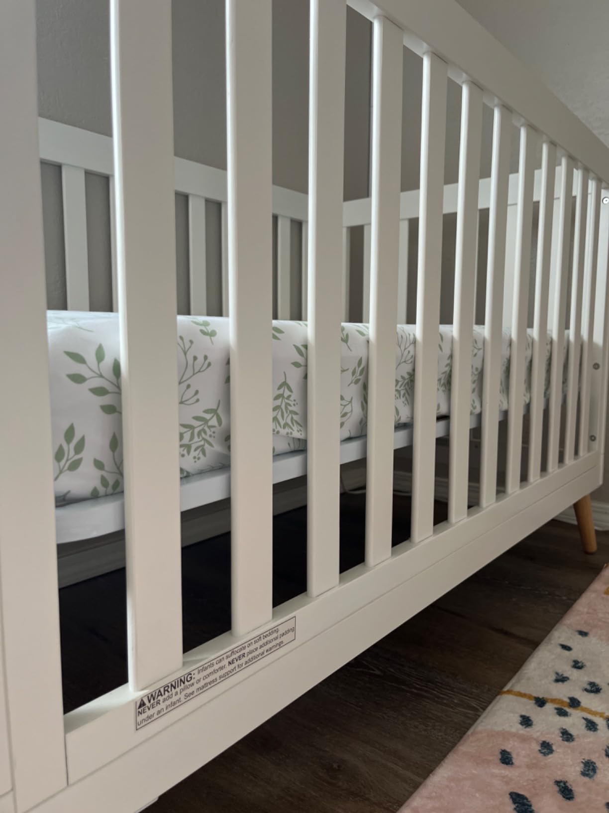 Delta Children Essex 4-in-1 Convertible Baby Crib, Bianca White with Natural Legs customer photo 2