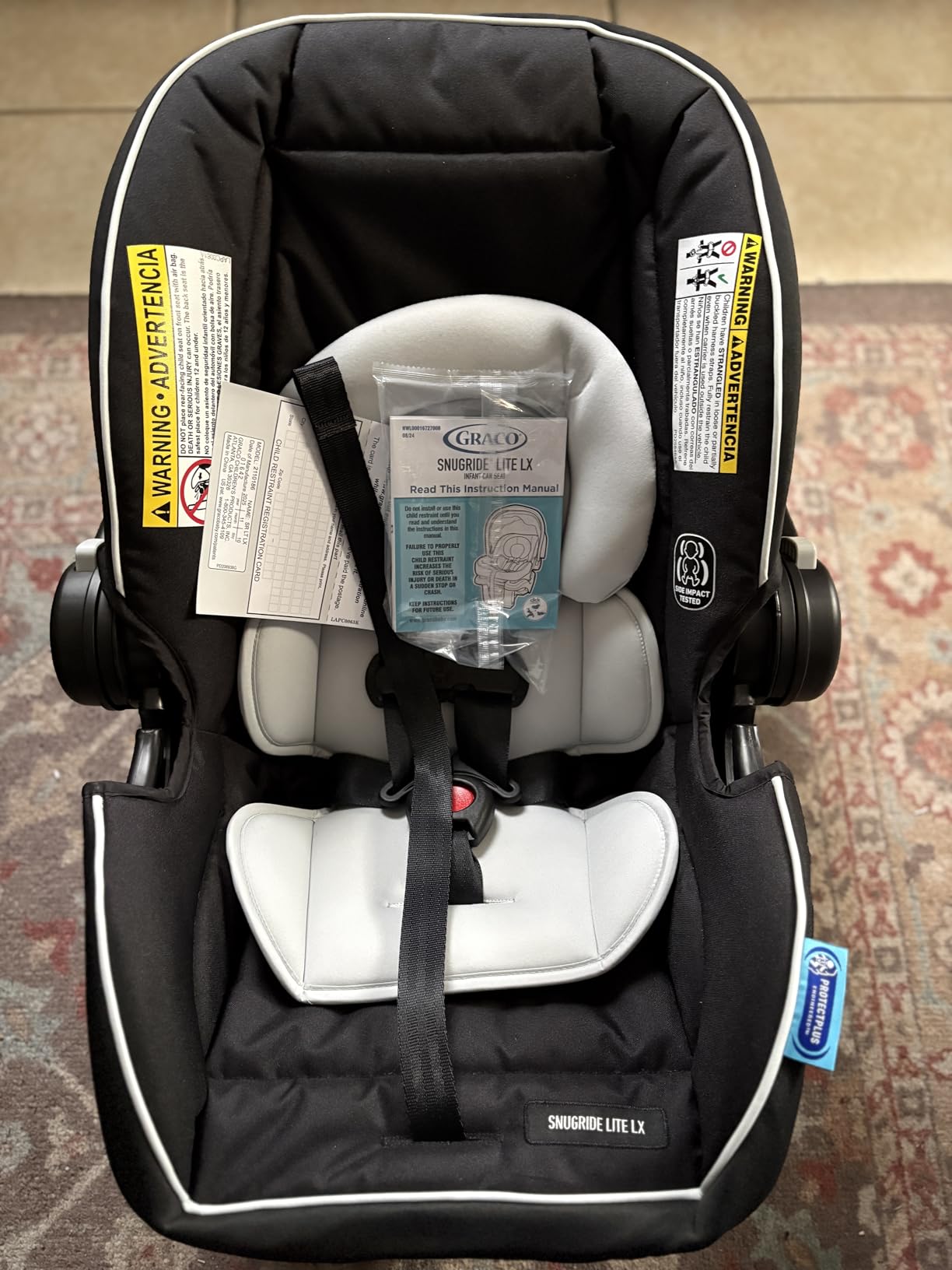 Graco SnugRide Lite LX Infant Car Seat, Lightweight Rear-Facing Seat for Babies 4-30 lb, 4-Position Adjustable Base, Latch Installation & ProtectPlus Engineered, Studio customer photo 2