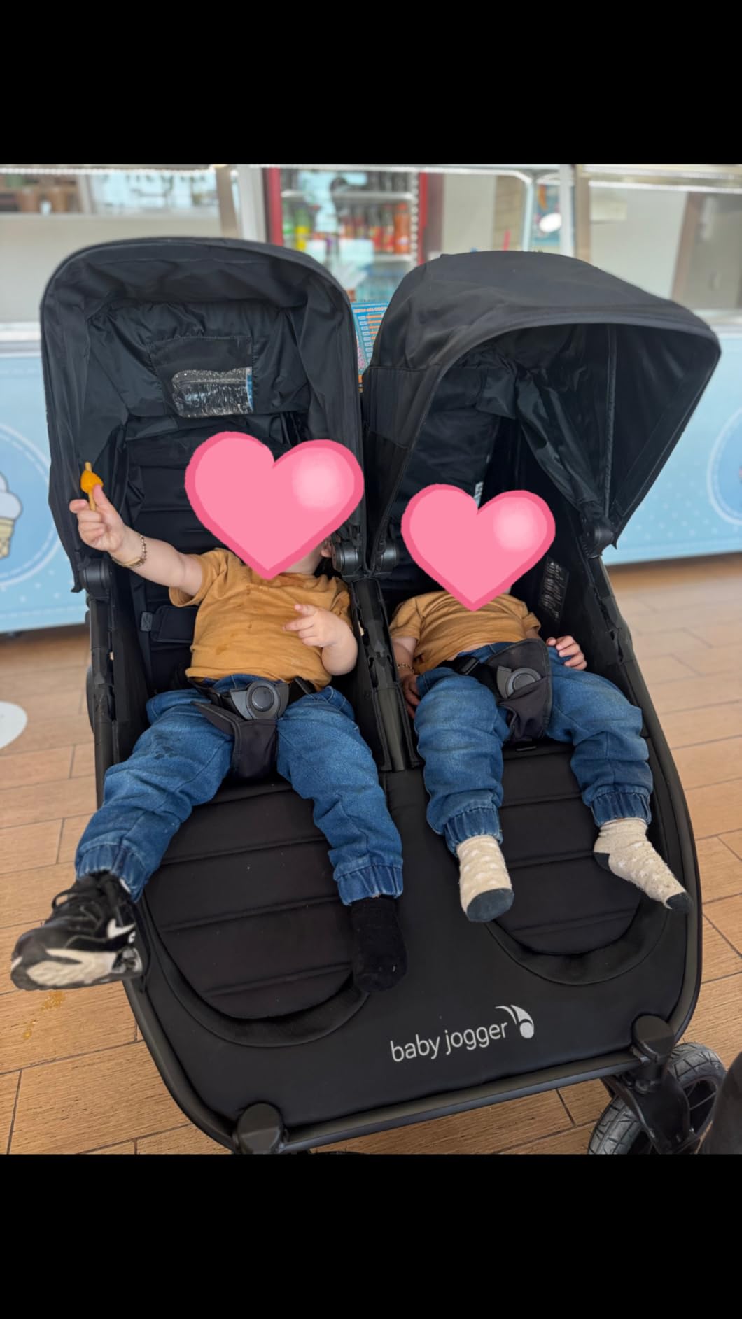 Baby Jogger City Mini GT2 All-Terrain Side by Side Double Stroller, Twin Stroller for Newborns and Toddlers, Compatible with Britax, Cybex, Graco, and Maxi Cosi Infant Car Seats, Jet Black customer photo 1