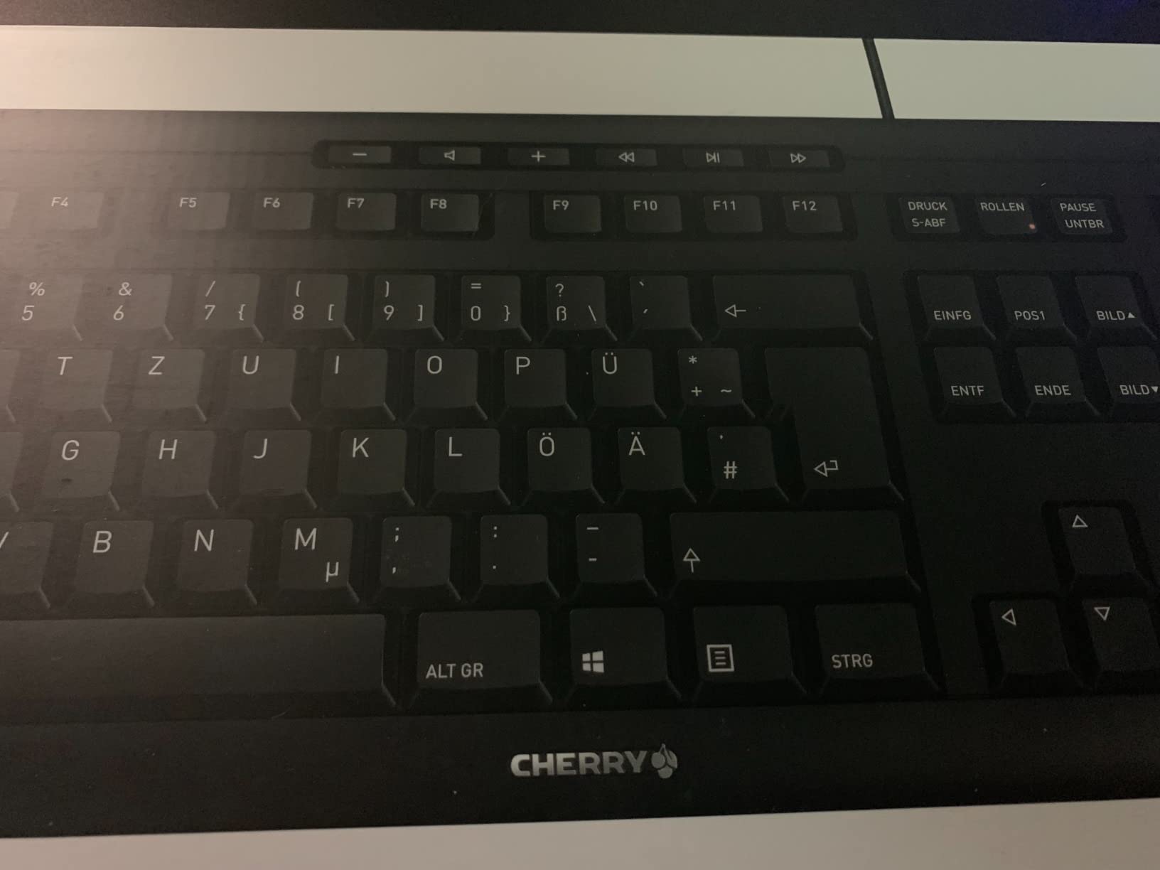 Cherry Stream Keyboard | Wired Slim Whisper Quiet | Silent Keys | Black | For PC/Laptop, Unique Typing Feel, Slim Design, CHERRY SX Scissor Switches, USB-A, QWERTY, Home or Office customer photo 1