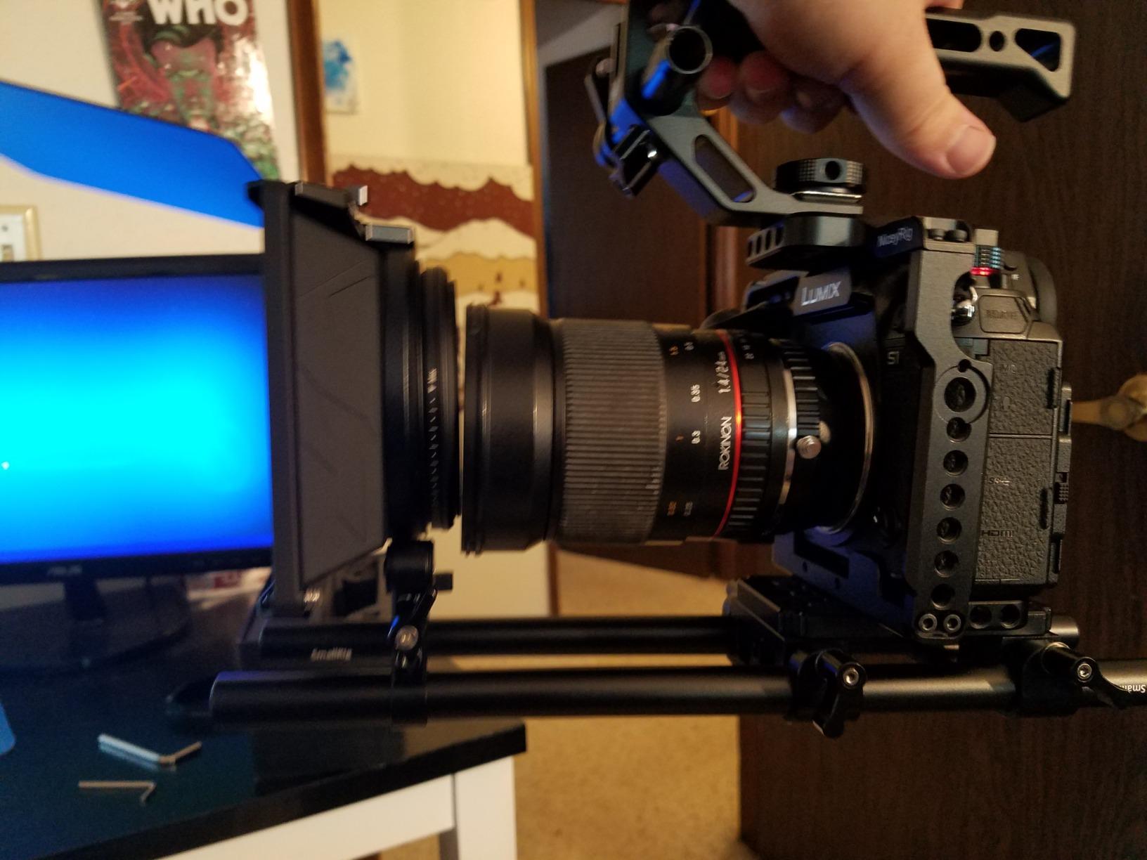 Tilta Mini Matte Box | 15mm Rod Adapter & 4 Lens Adapters | Lightweight | Filter Support | Top Flag | Dual Cold Shoe Mount | Designed for Mirrorless, DSLR | MB-T15 customer photo 2