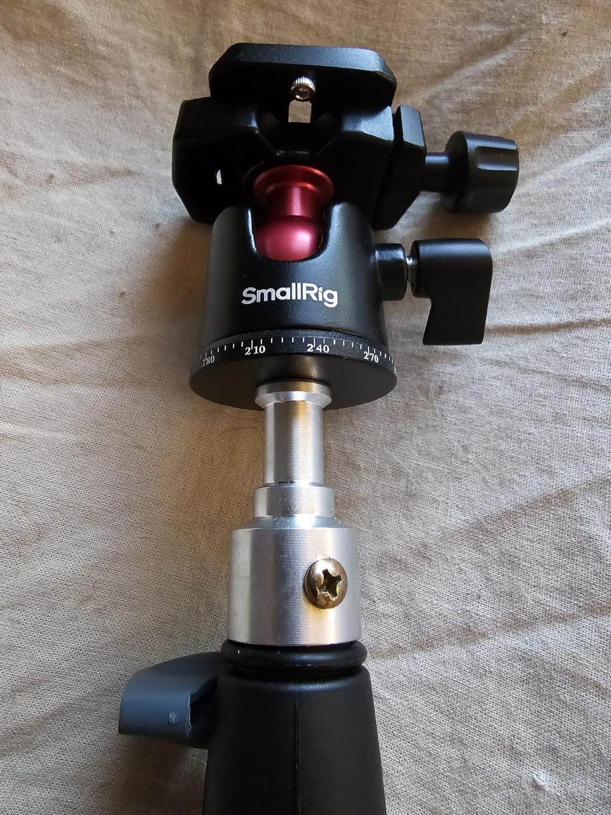 SmallRig Mini Ball Head with 360 Panoramic and Quick Release Plate - BUT2665, 1/4 Screw and 3/8 Thread Mount, Max Load 4.4lbs/2kg customer photo 2