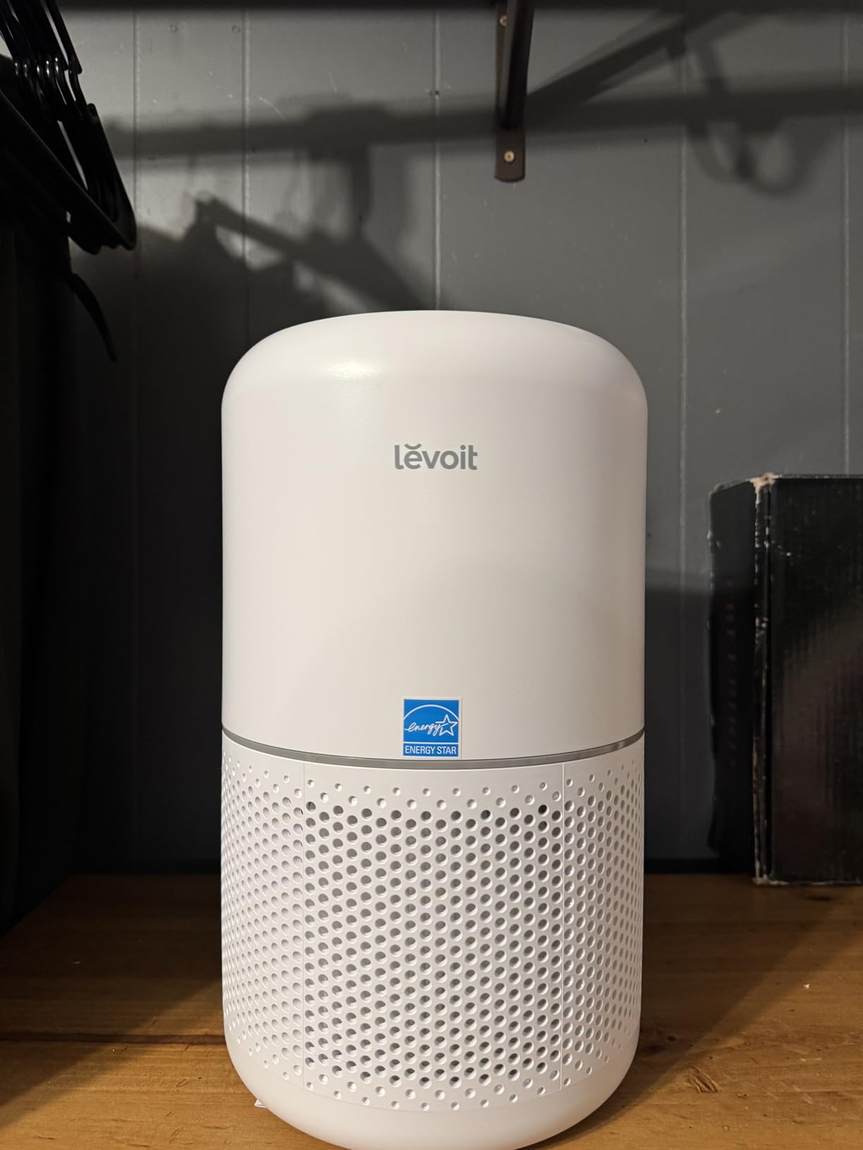 Levoit Air Purifier for Home Pets Hair Allergies in Bedroom Quiet Purifiers | Covers Up to 1073 ft², 3-in-1 Filter with HEPA Sleep Mode, Remove Dust Pollen Smoke Pet Odor, AHAM VERIFIDE, Core300-P, Black customer photo 1