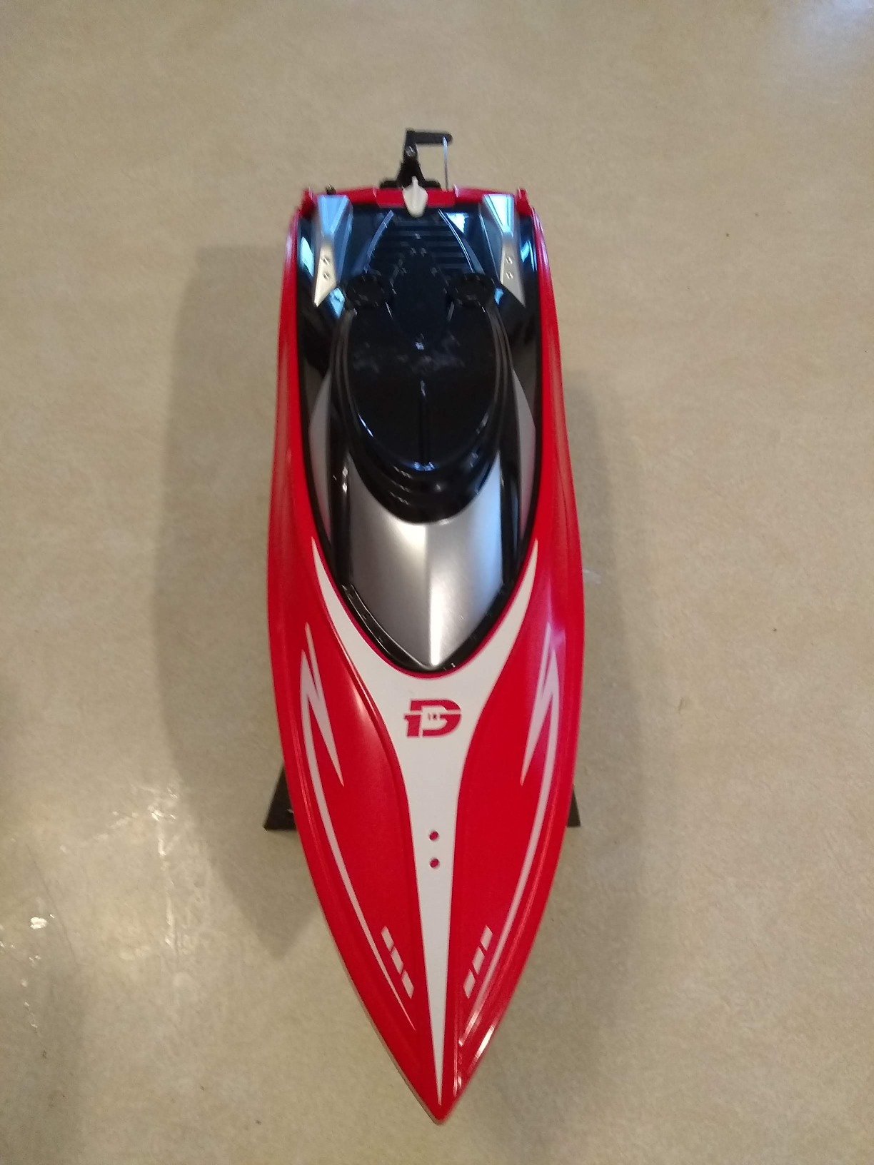 DEERC H120 Fast RC Boat for Pools and Lakes, 2.4 GHz 20+ MPH Racing Boat with Capsize Recovery customer photo 2