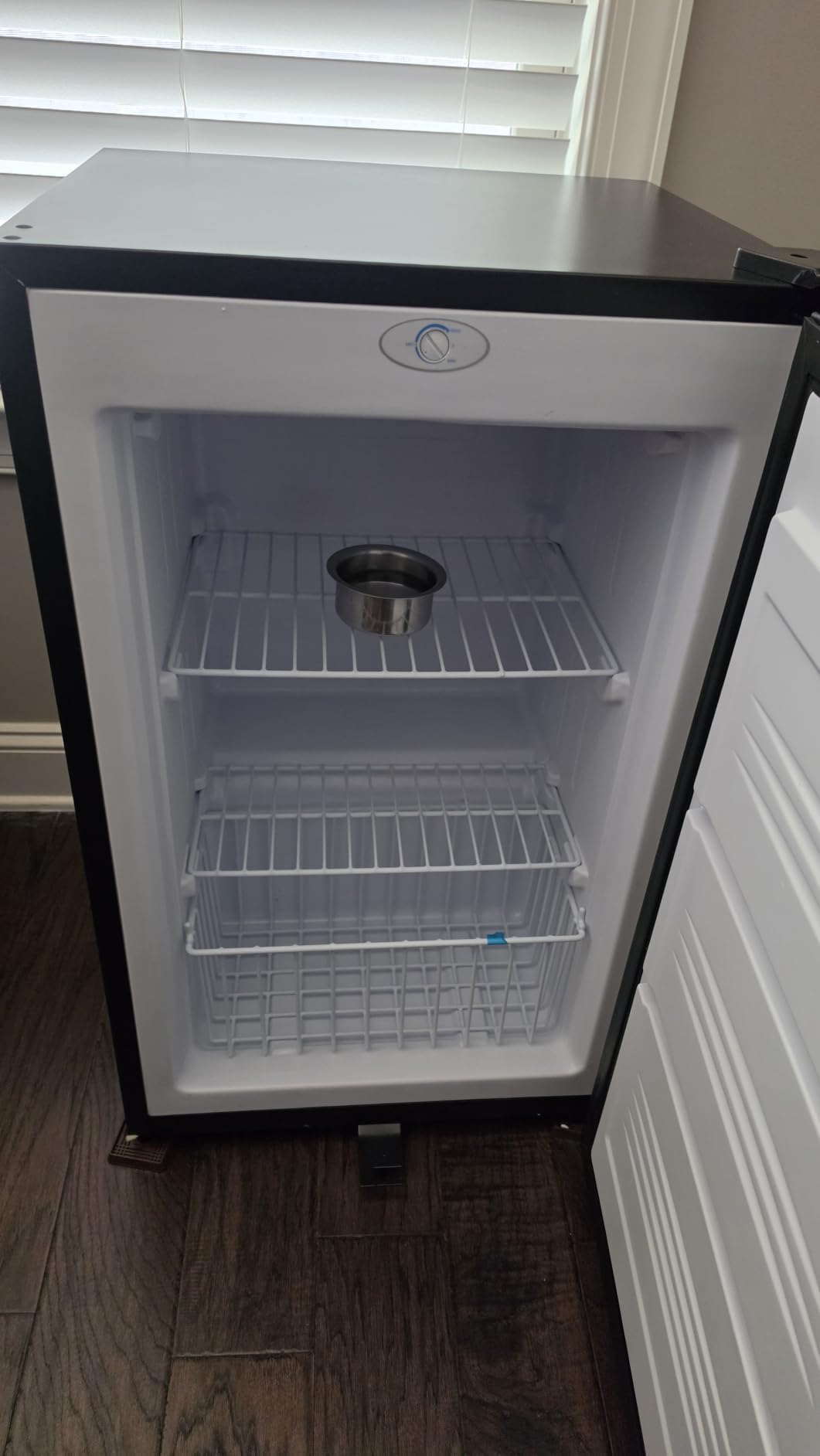 Whynter Upright Freezer/Fridge Convertible 3 Cu Ft Energy Star, CUF-301SS | Adjustable Thermostat and Security Lock, Energy Star Rated, Reversible Door, Adds Compact Frozen Storage at Home customer photo 2