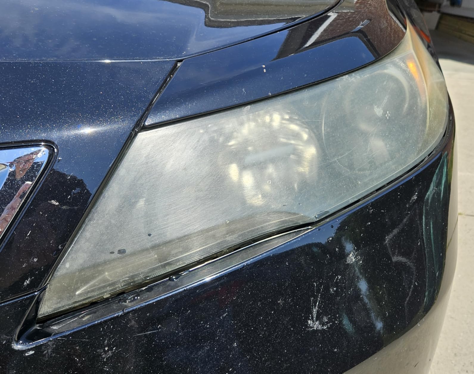 CERAKOTE Ceramic Headlight Restoration Kit, No Power Tools, 10 Wipe Kit - Restores clouded, yellowed headlights, ceramic UV protection, 3-step wipe system, no power tools needed customer photo 1