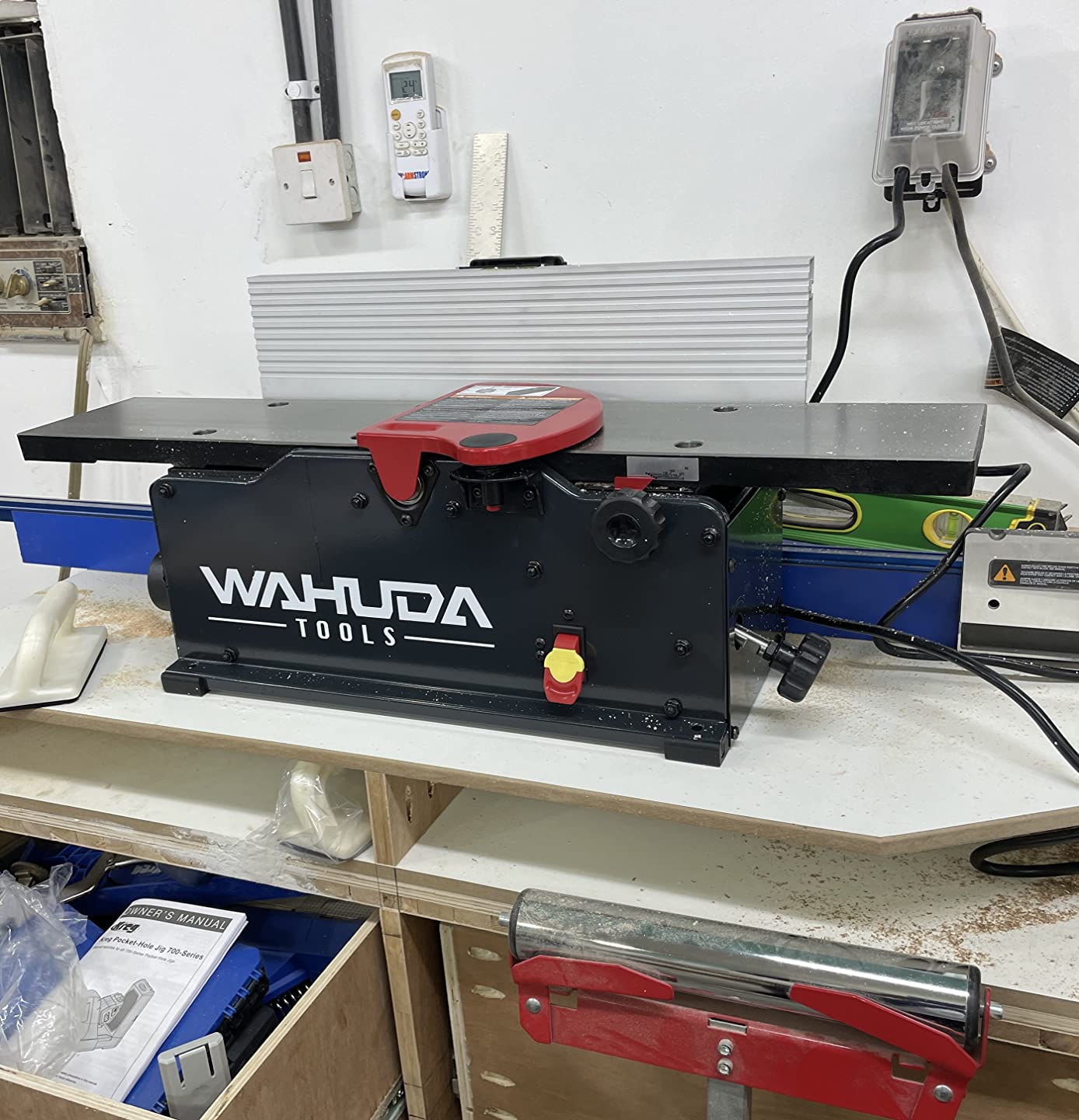 Jointer - 8-inch Benchtop Wood Jointer, Spiral Cutterhead Portable Jointer, Cast Iron Tables w/Pull Out Extensions, 4-Sided Carbide Tips & 10amp Motor customer photo 1