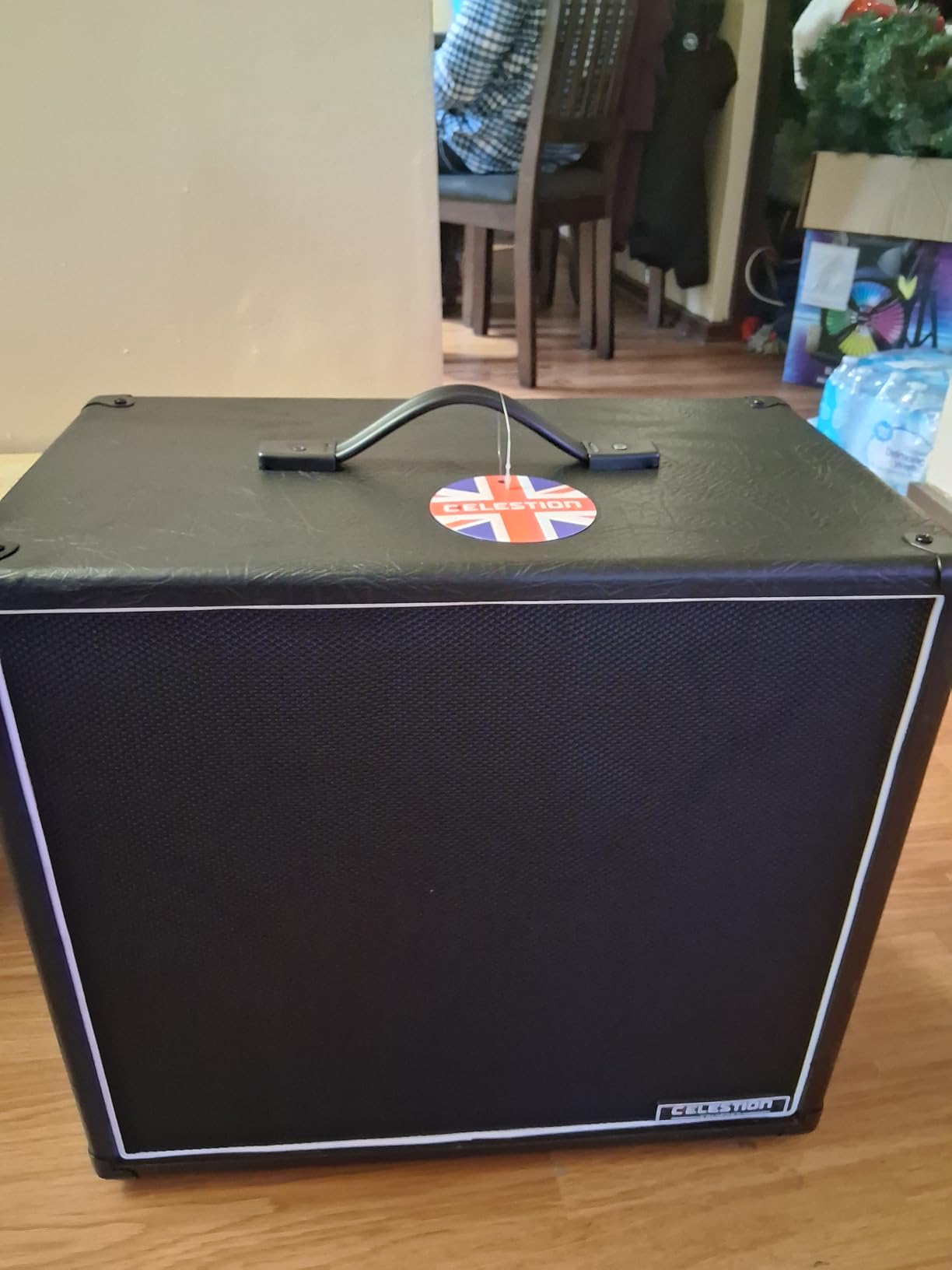 Monoprice 1x12 Guitar Speaker Cabinet With Celestion Vintage 30, Designed to Match to our 30-Watt Stage Right Head - Stage Right Series customer photo 2