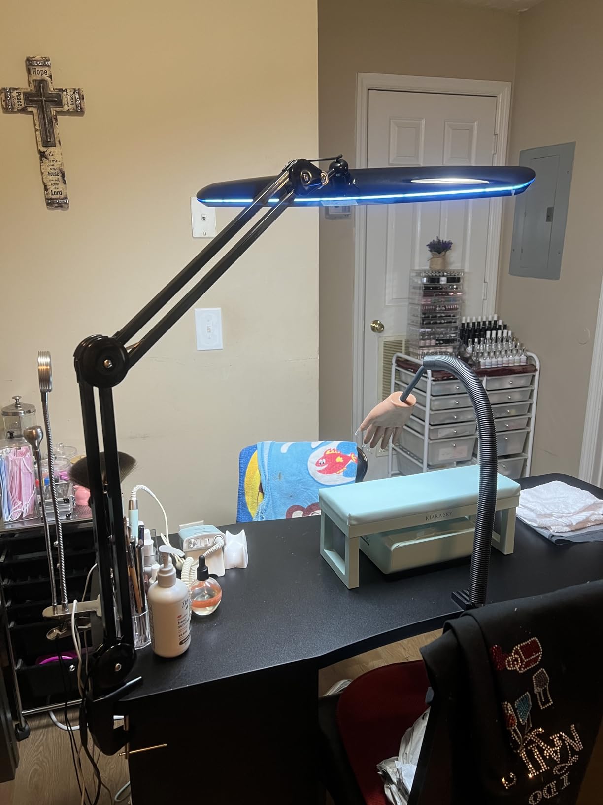 23-Inch LED Task Lamp with Clamp, 24W 2200LM, Black | 117 SMD LEDs with 4 brightness levels provide eye-caring lighting for reading, crafting, office work, and study customer photo 1