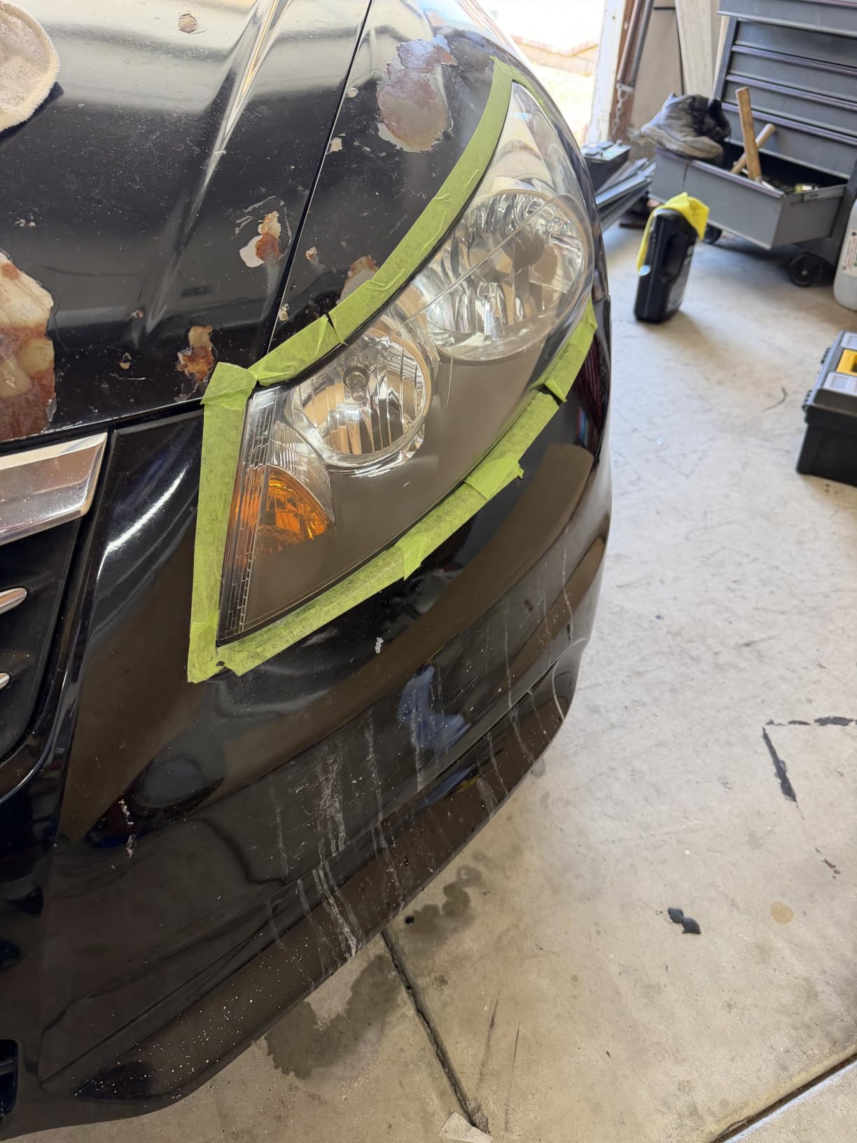3M Ultra Headlight Restoration Kit, Contains Masking Tape, Light Sanding Discs, Wax Protectant and More, Use on Plastic Lenses Headlights, Taillights and More, Easy Heavy-Duty Restoration (39195) customer photo 1