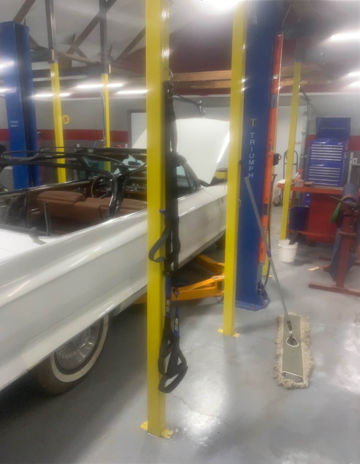 Triumph NT9FP 9000 lb Two Post Auto Lift Floor Plate Car Hoist Truck Jack Garage customer photo 2