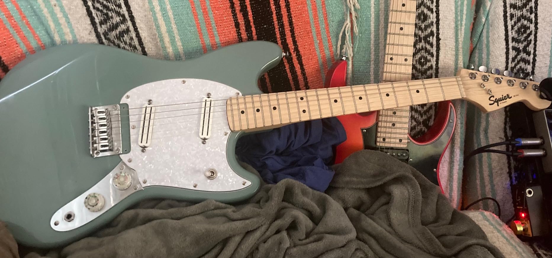 Squier Mini Stratocaster Electric Guitar, Shell Pink, Laurel Fingerboard | Small scale guitar for beginners, great for kids and travel, free virtual lessons customer photo 1