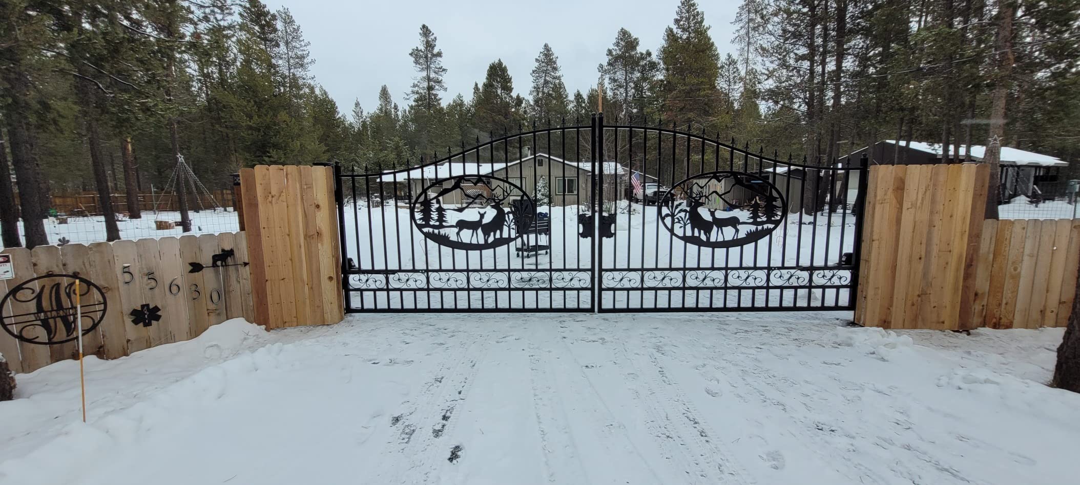 TOPENS AT602 Dual Swing Gate Opener Medium Duty - Up to 660lbs in Weight OR 18ft in Length per Arm, AC Powered, Easy DIY, Solar Compatible, Remote Control Included customer photo 1