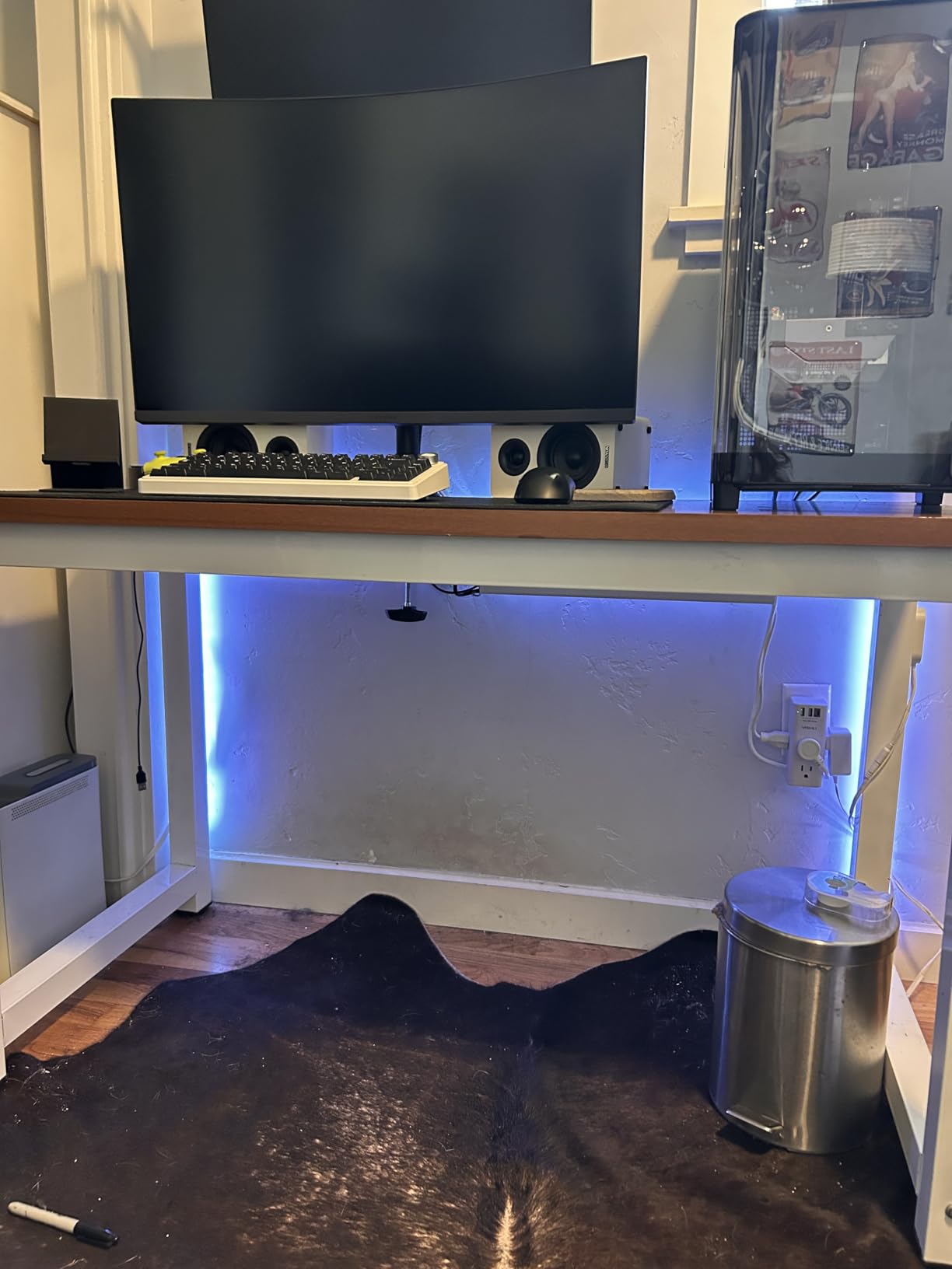 VIVO Under Desk 17 inch Cable Management Tray, Power Strip Holder, Cord Organizer, Wire Tamer for Office and Home, Black, DESK-AC06-1C customer photo 1
