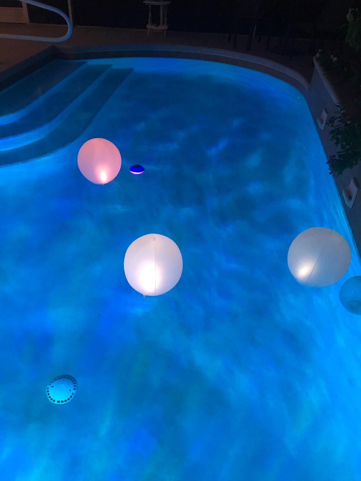 Floating Pool Speakers with Colorful Lights, IP68 Waterproof Bluetooth Speaker for Pool, Crystal Clear Sound Hot Tub Speaker for Pool, Spa and Outdoor customer photo 1