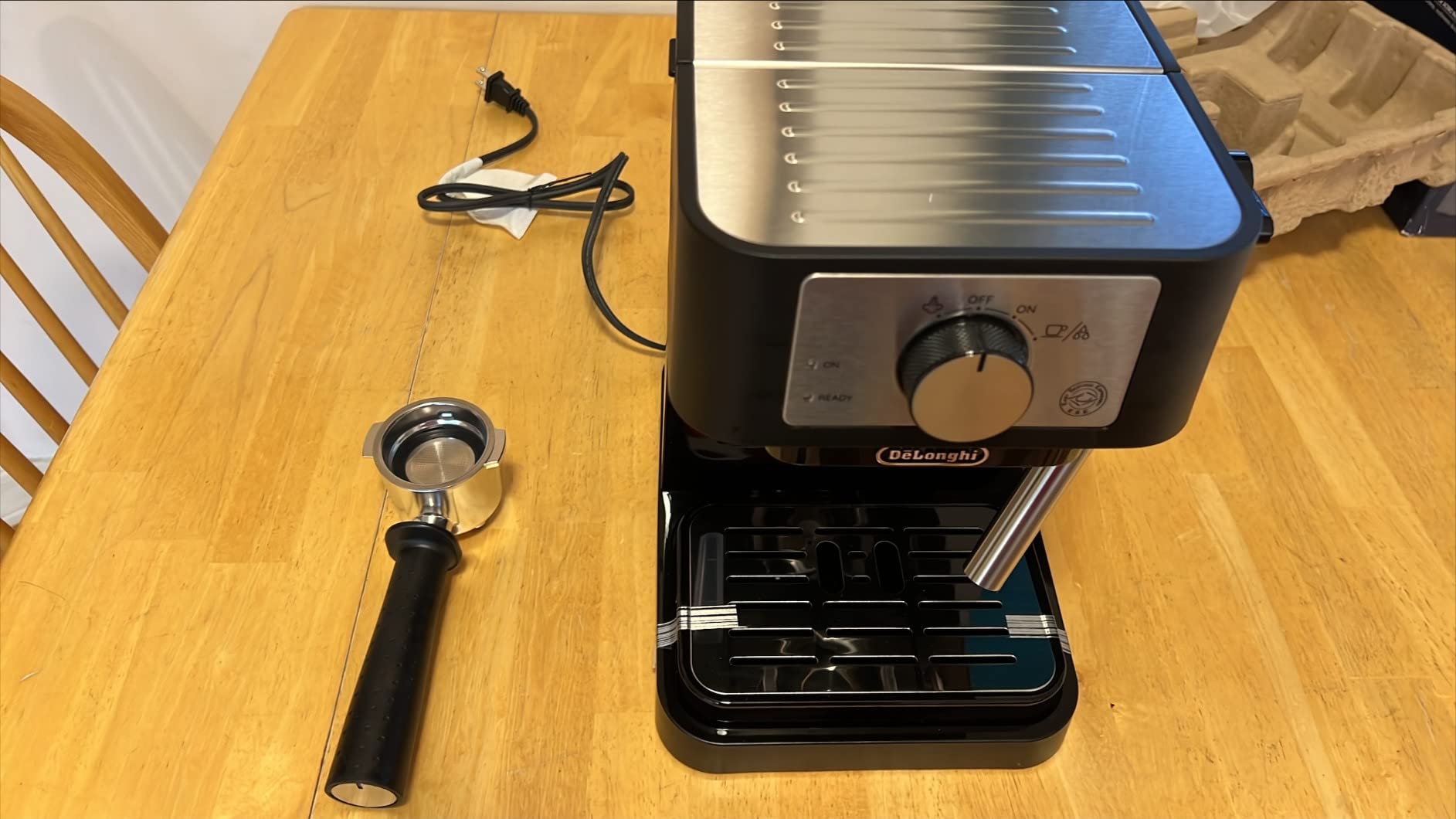 De'Longhi Stilosa Compact Manual Espresso Machine, Manual Milk Frother, 15 Bar Pump customer photo 2