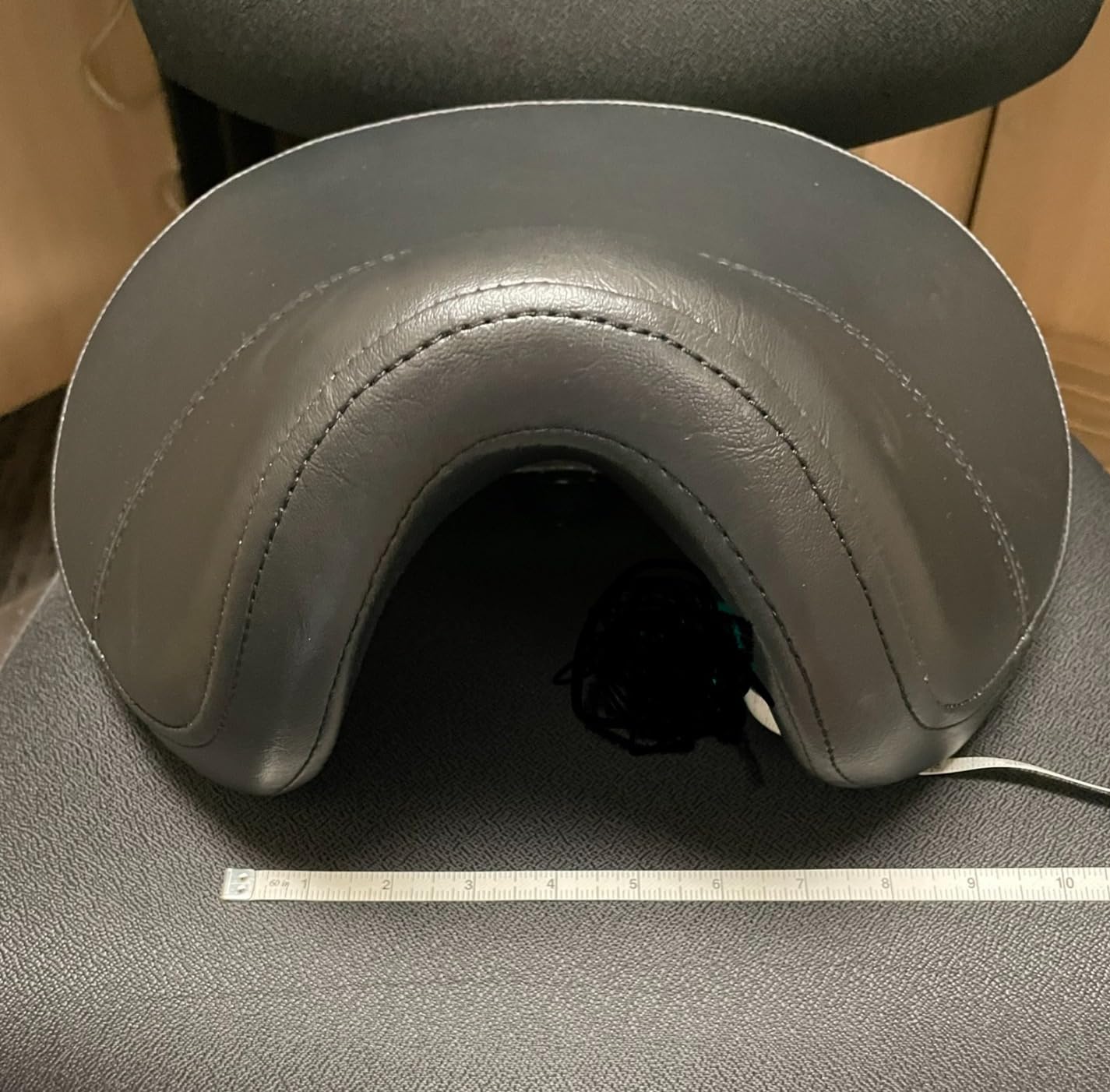 TASALON Wheeled Ergonomic Swivel Saddle Stool, Black - Comfortable rolling stool ideal for salon, spa, tattoo, massage, pedicure and kitchen use customer photo 1