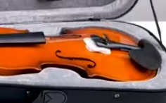 Eastar 1/2 Violin Set for Beginners, Half Size Fiddle with Hard Case, Rosin, Shoulder Rest, Bow, and Extra Strings (Imprinted Finger Guide on Fingerboard), EVA-2 customer photo 1