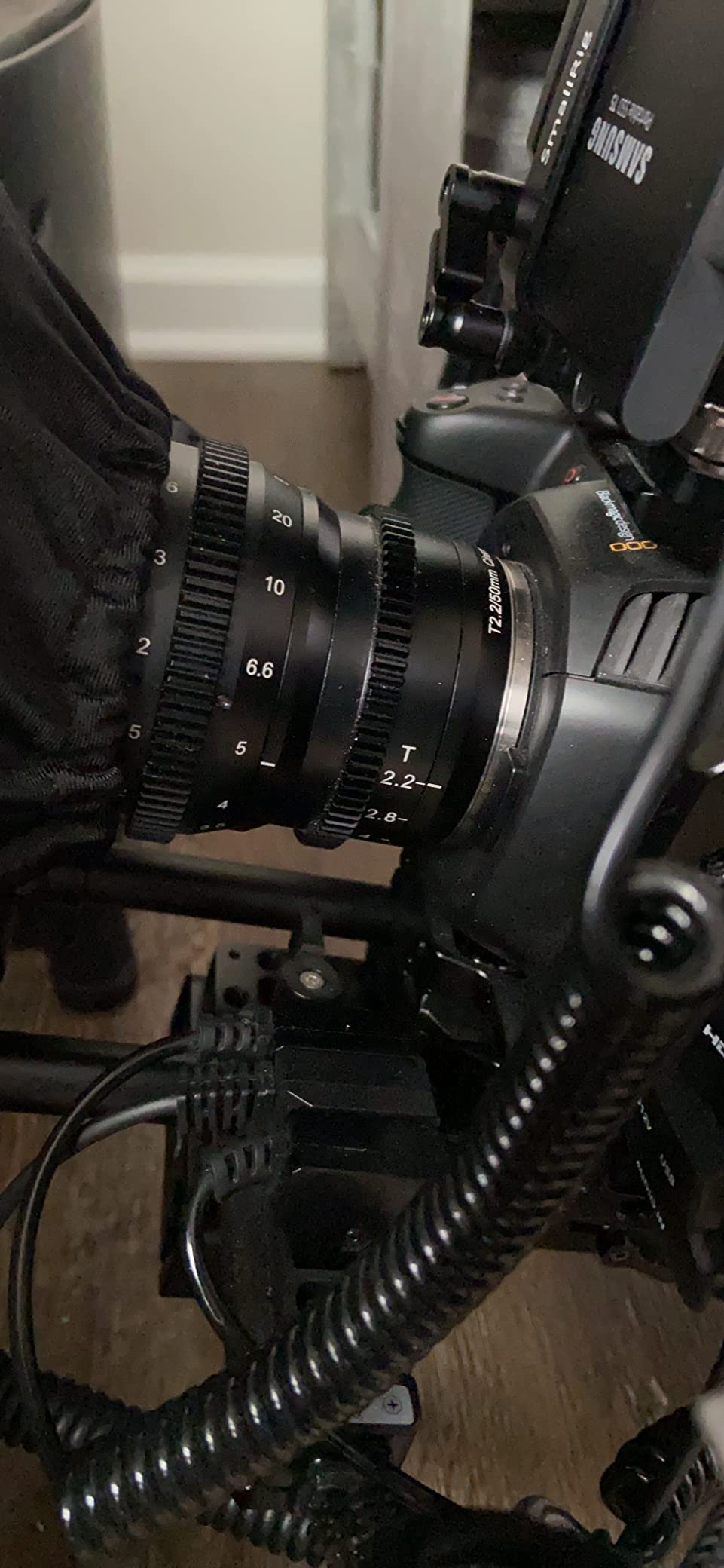 Meike 85mm T2.2 Large Aperture Manual Focus 4K Cine Lens for Micro Four Thirds Mount Cameras customer photo 1