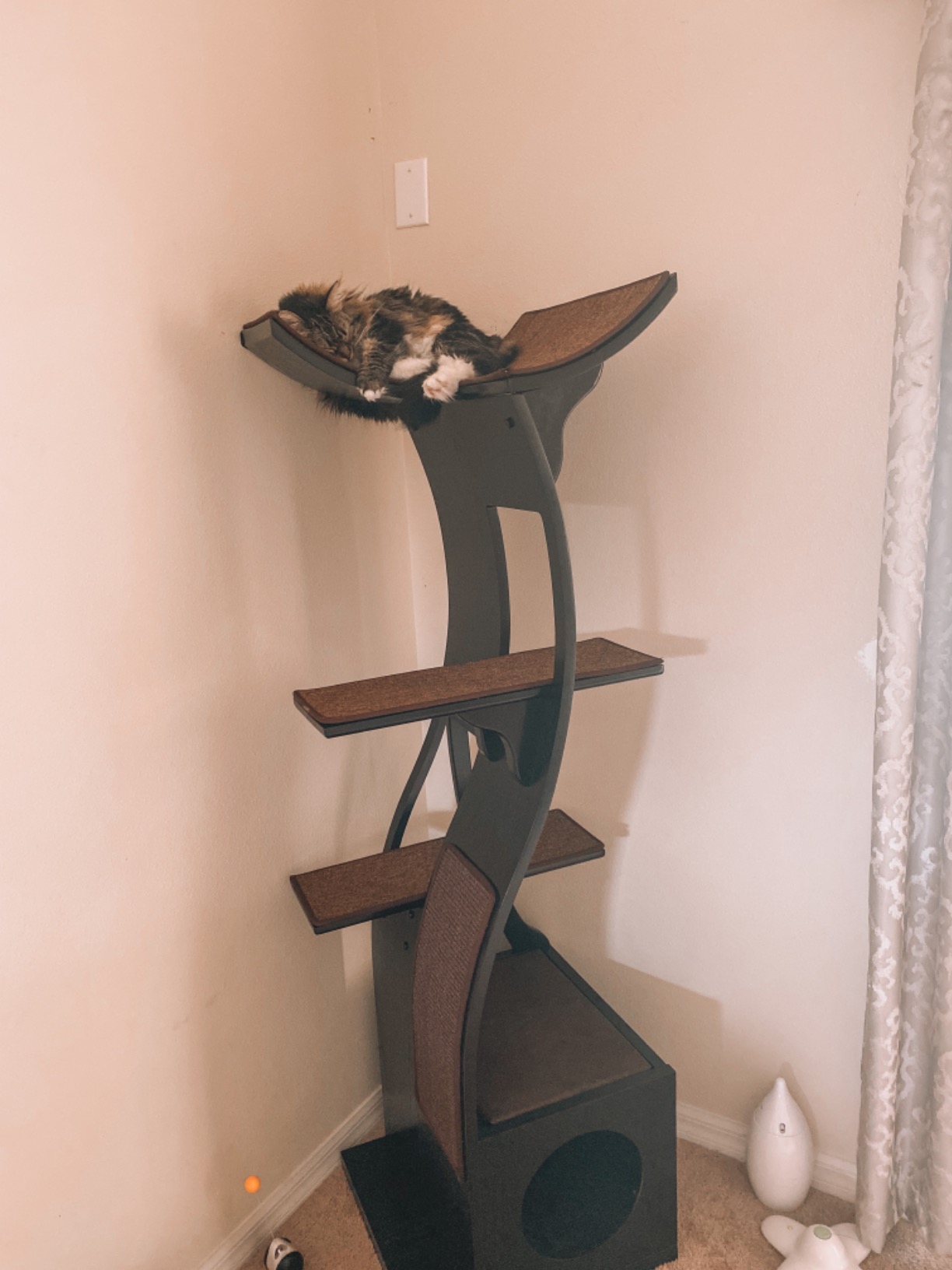 The Refined Feline 69 Inch Tall Mahogany Brown Lotus Cat Tower, Multi-Level Modern Cat Tree for Indoor Cats with Scratching Post, Climbing Cat Condo with Cushioned Cubby customer photo 1