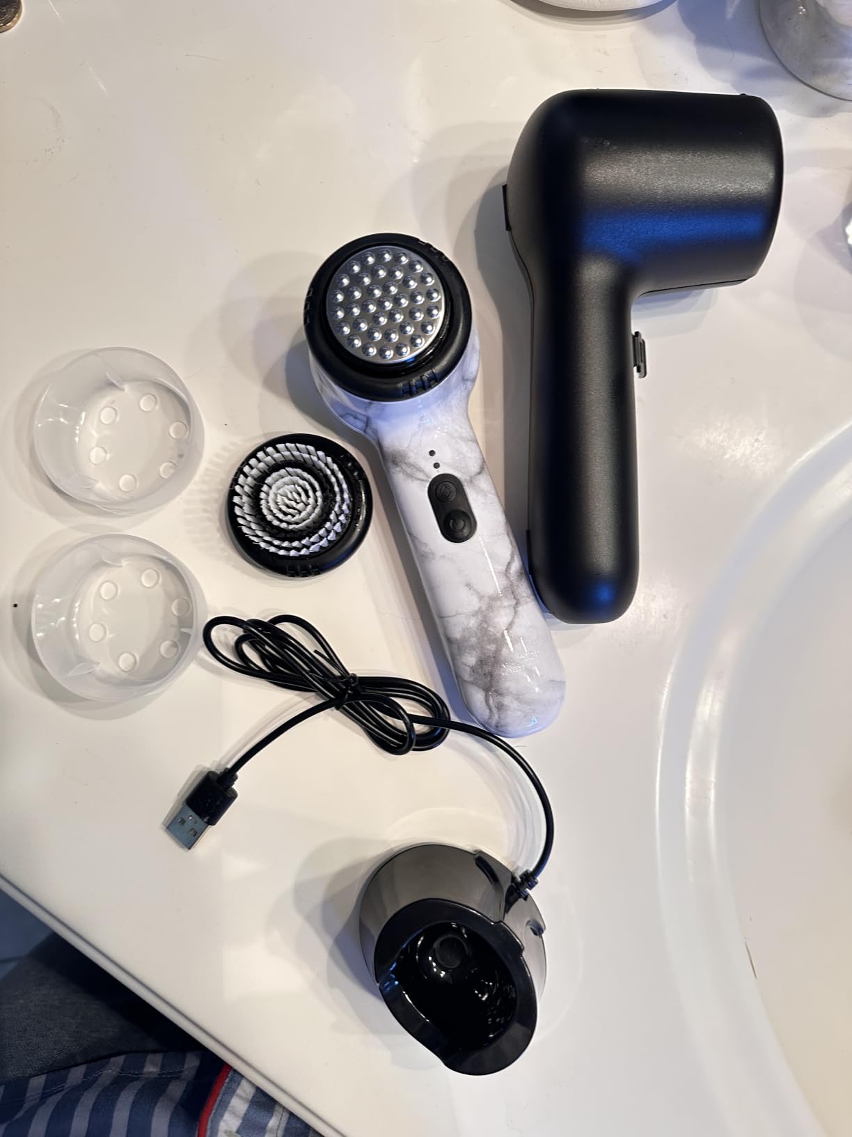 Michael Todd Beauty Soniclear Face Brush 2026 Allure Readers Choice Winner | Sonic Facial Cleansing (no rotating), Exfoliation Brush for Men/Women, Antimicrobial Protected, 4 speeds, Serum Infusion Head customer photo 2