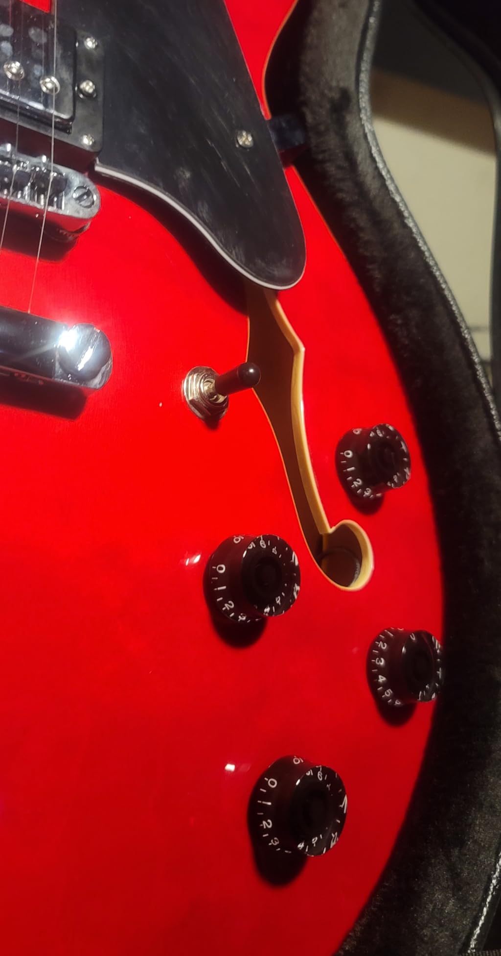 Grote Full Scale Electric Guitar Semi-Hollow Body Guitar Stainless Steel Frets(Red) customer photo 1