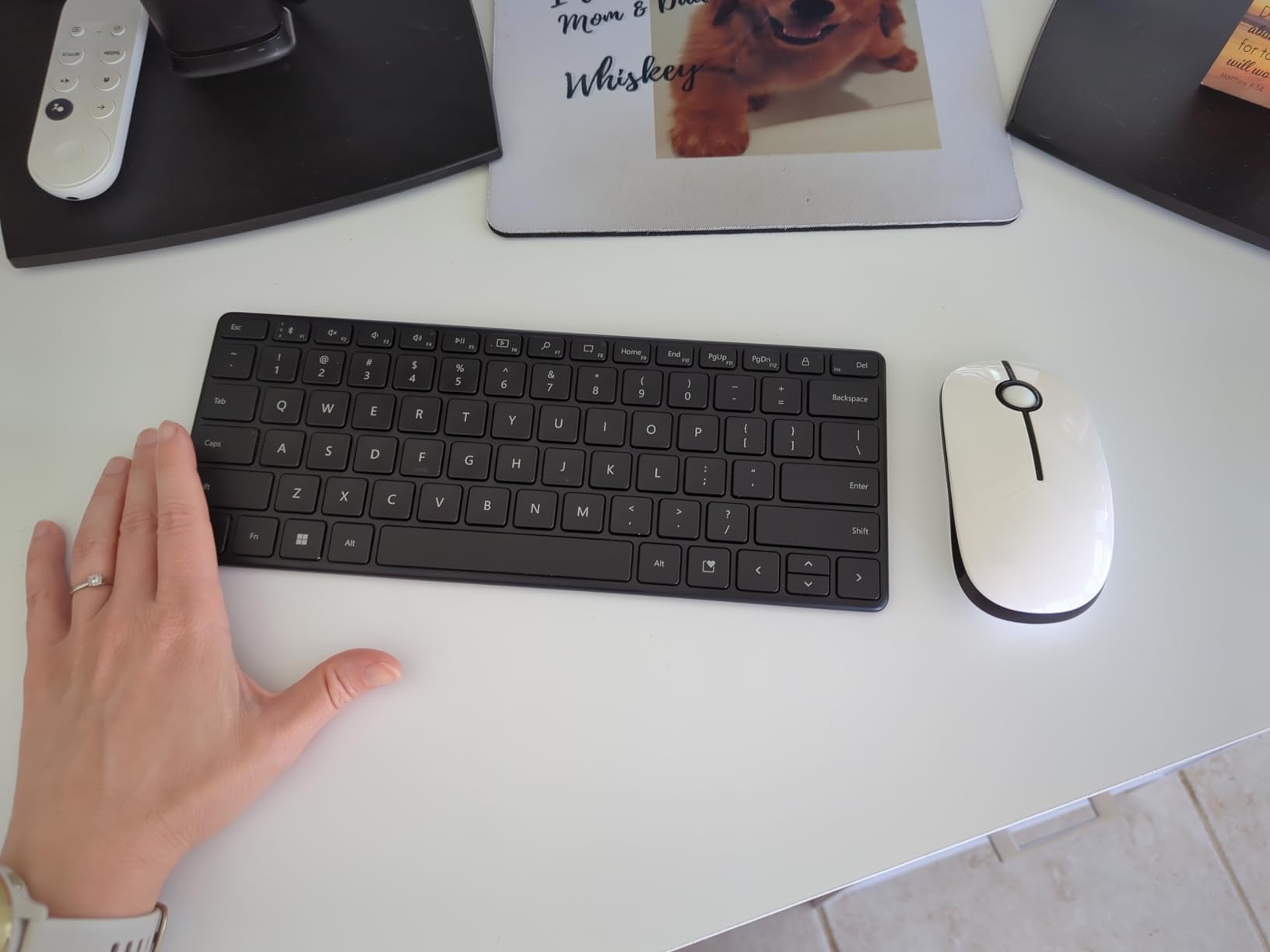 Microsoft Designer Compact Keyboard - Matte Black, Standalone Wireless Bluetooth Keyboard customer photo 2