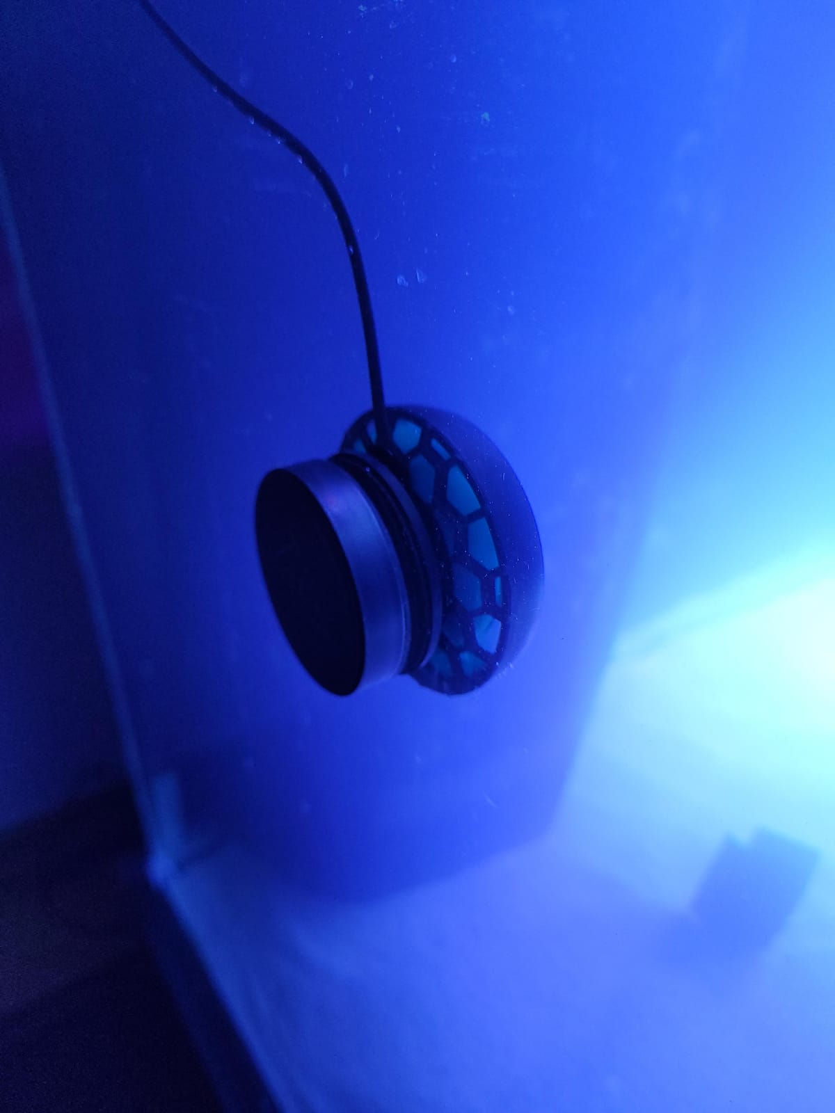 AquaIllumination AI Nero 3 Submersible Wavemaker Pump with Fish Guard, 2,000 GPH Powerful Water Flow for Saltwater & Reef Aquariums, Compact Quiet Pump with Magnetic Mount customer photo 1