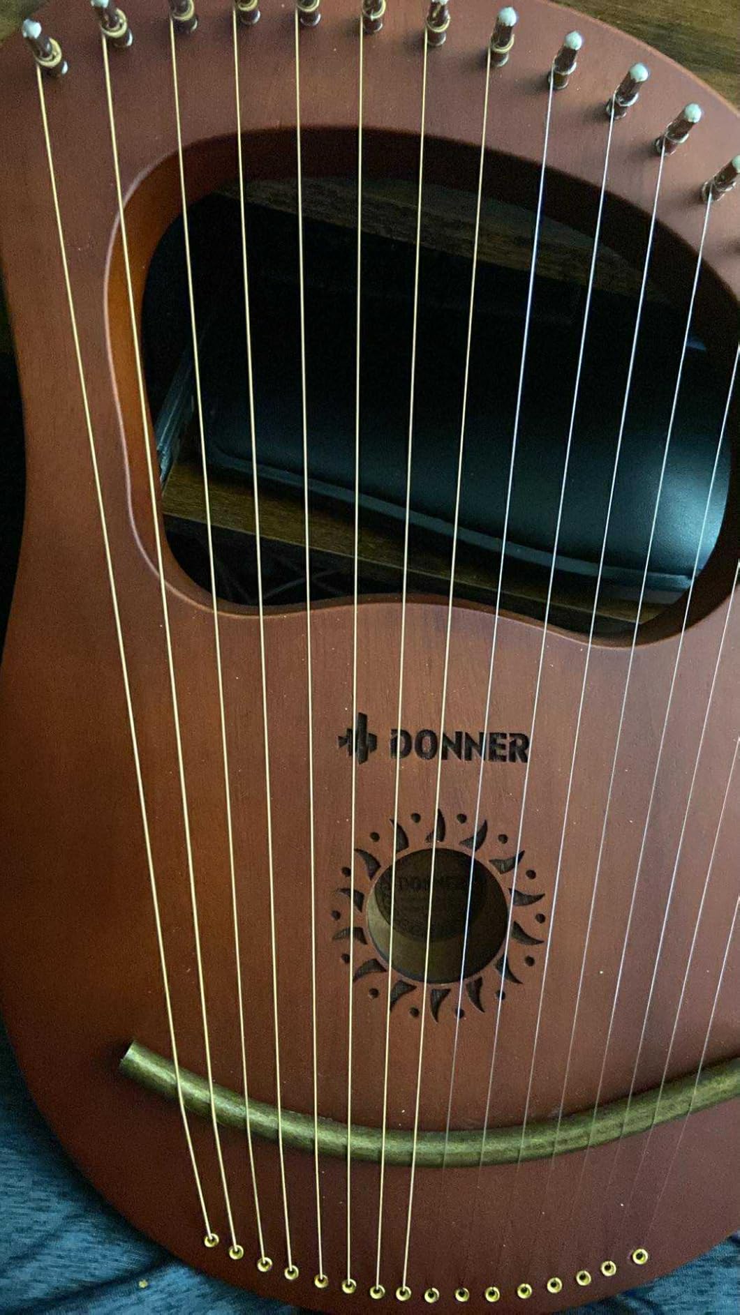 Donner Lyre Harp, 16 Metal Strings, Mahogany Body and Copper Saddle DLH-003 Lyre Harp with Tuning Wrench, Spare String Set, Black Gig Bag, Manual, Ancient Greece Style customer photo 1
