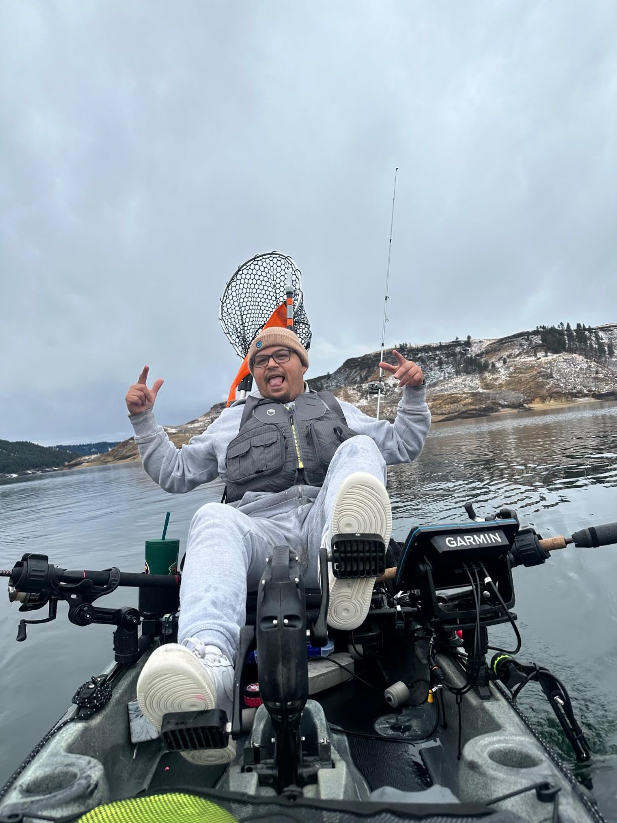 Garmin Striker Vivid 7sv, Easy-to-Use 7-inch Color Fishfinder and Sonar Transducer, Vivid Scanning Sonar Color Palettes (010-02553-00) customer photo 2