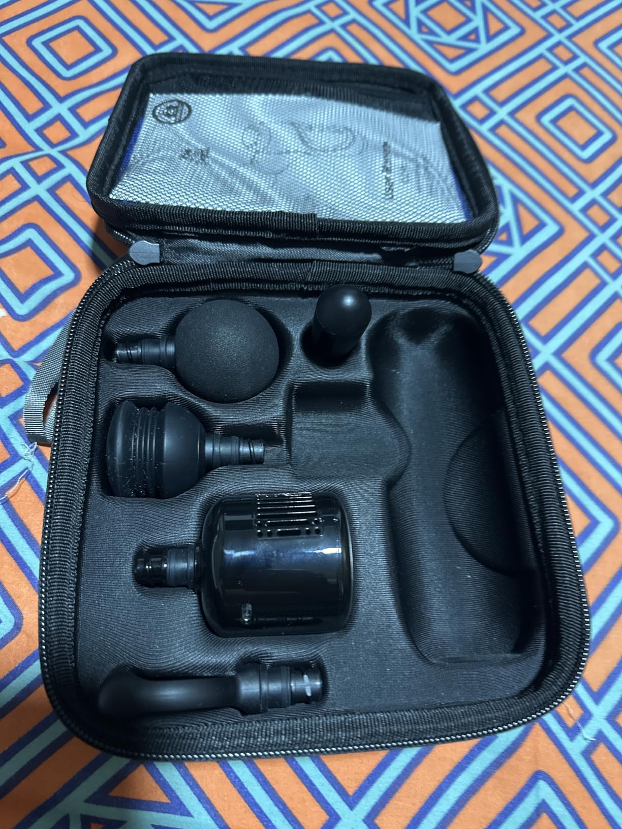 BOB AND BRAD Q2 Mini Massage Gun, Pocket-Sized Deep Tissue Massager Gun, Portable Percussion Muscle Massager Gun, Ultra Small & Quiet Muscle Massage Gun for Muscle Recovery with Carry Case customer photo 2