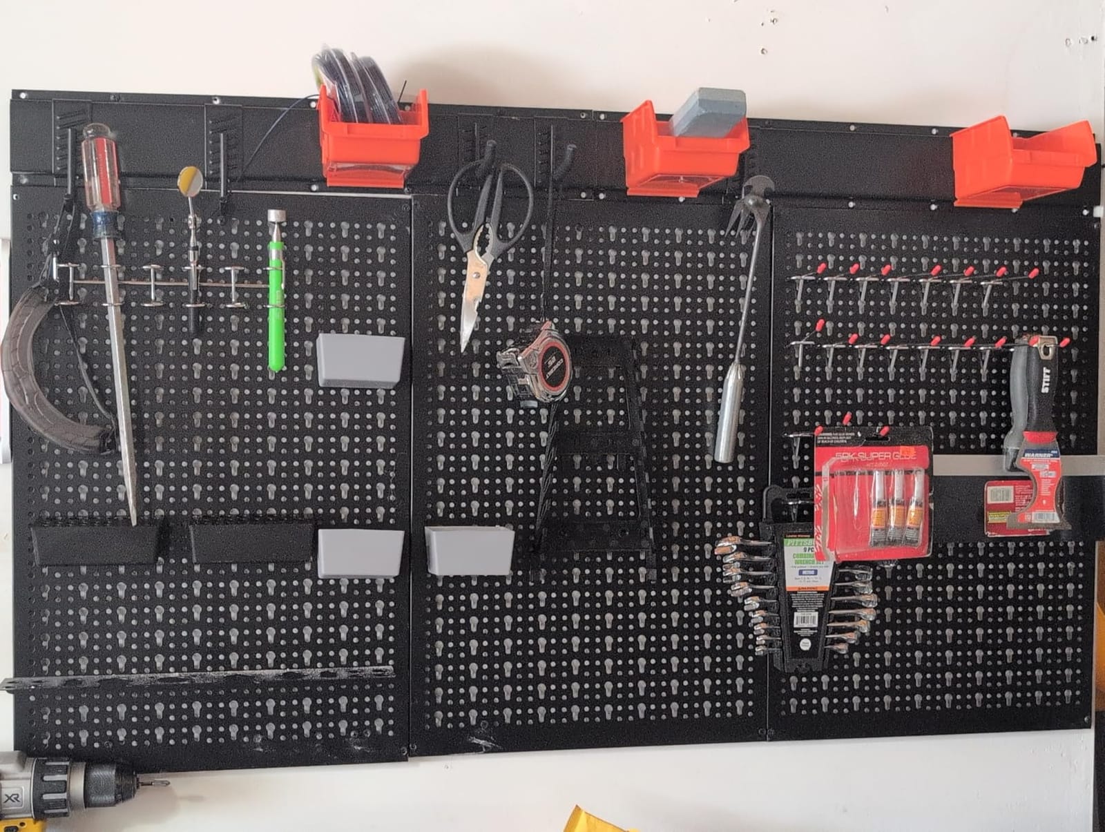 TORACK 109 PCS Pegboard Wall Organizer 48x24 in, Garage Metal Pegboard, Utility Tool Storage Pegboard Kit, with Pegboard Hooks and Accessories, Wall Mounted Storage Bins & Shelf customer photo 2