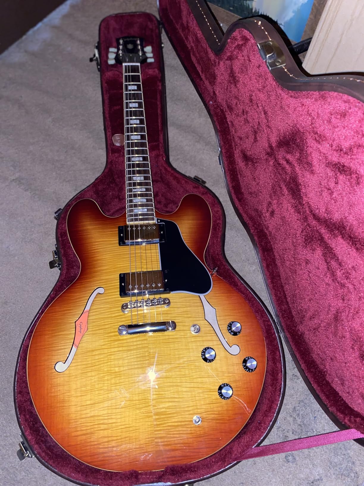 Epiphone ES335 Figured Top Semi Hollowbody Electric Guitar, Raspberry Tea Burst customer photo 1