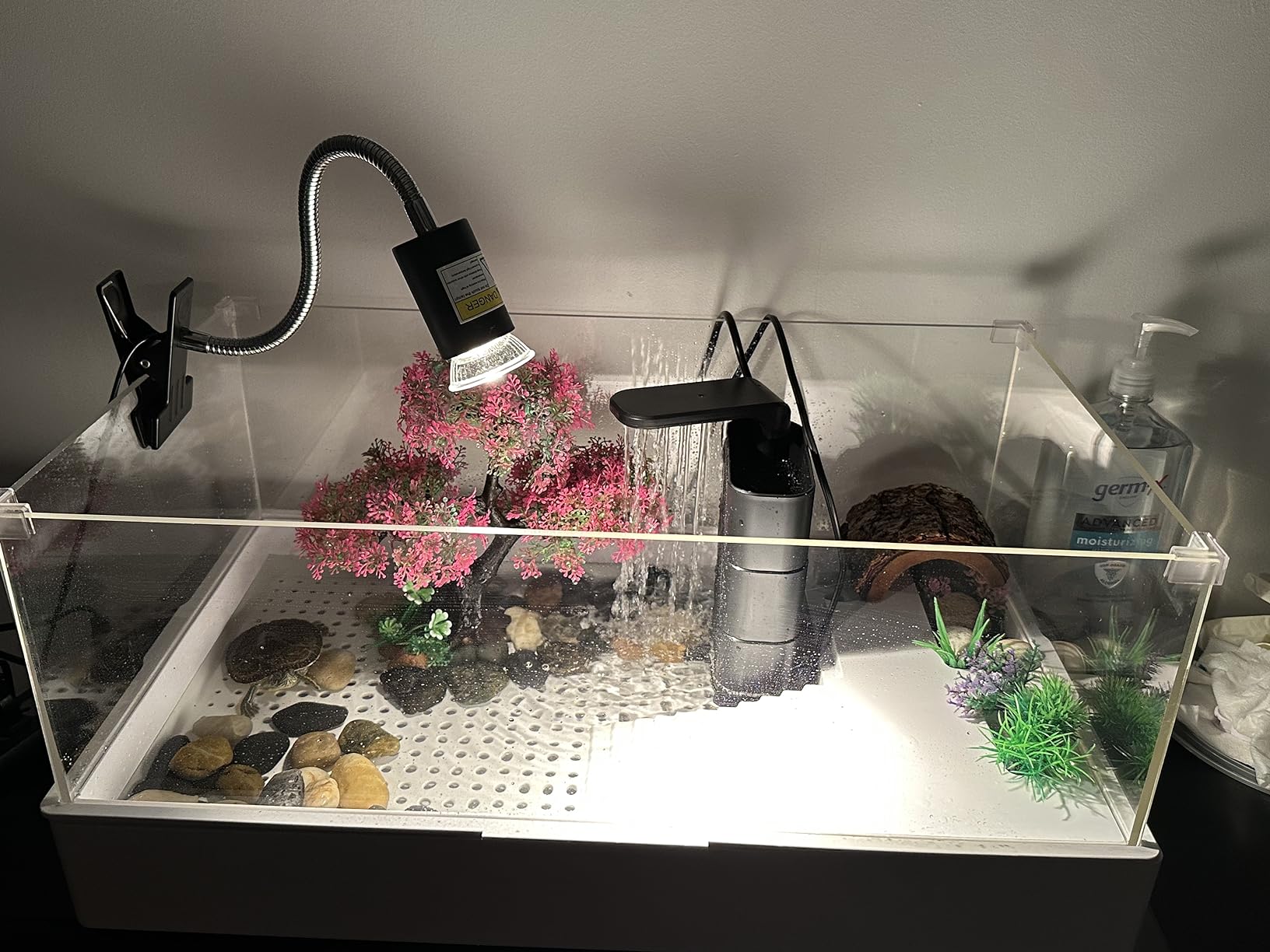 hygger 150GPH Turtle Filter with 2 Sponges Bio Ball, 3-in-1 Water Circulation Draining Bio Filtration Amphibian Tank Filter 5 to 35 Gallon for Reptile Frog customer photo 2
